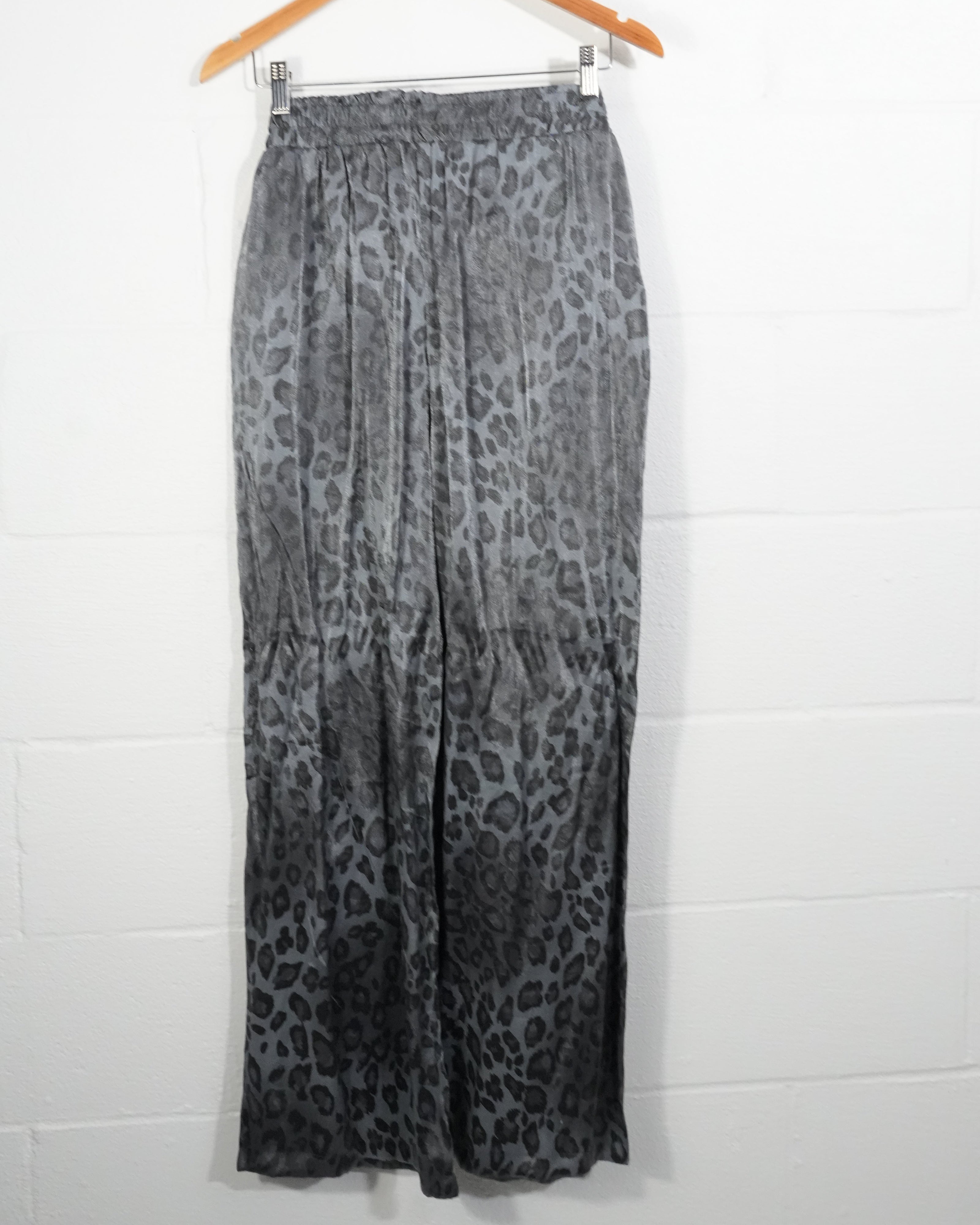 New Roni Wide Leg Pants Women Extra Large Gray Leopard Print Metallic Elastic