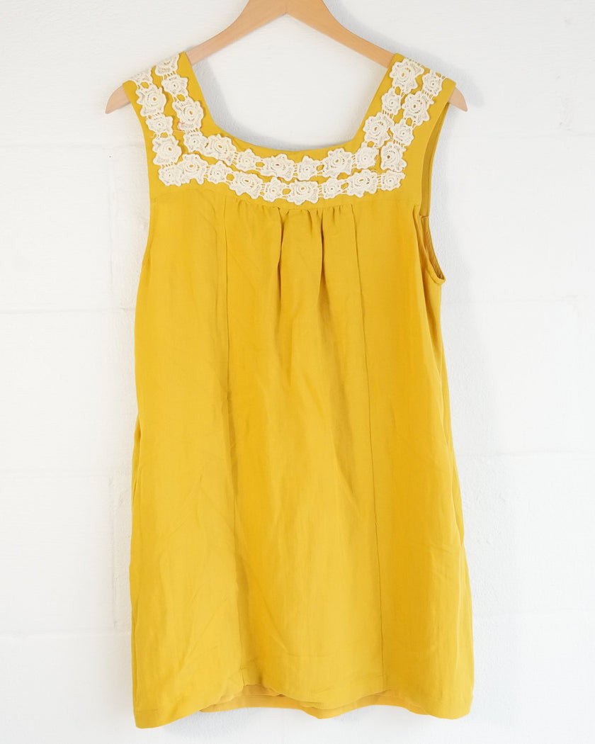 Entro Mustard Yellow Crochet Lace Trim Sleeveless Shift Dress Medium