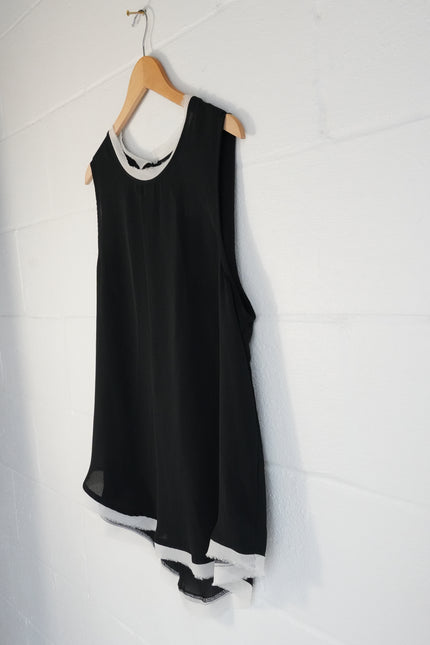Who What Wear Womens Sleeveless Layered Blouse Black White Medium Keyhole Back