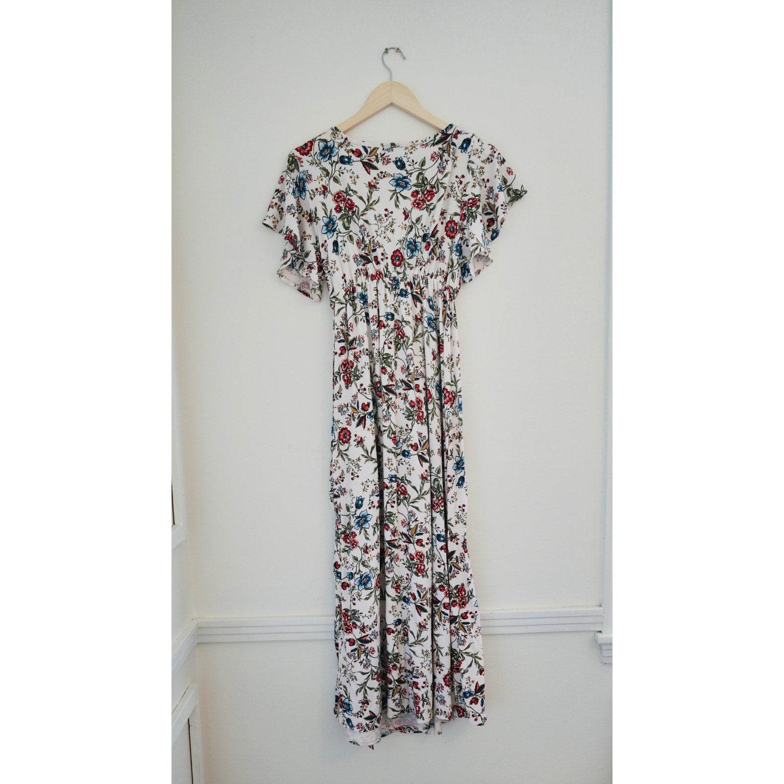 Love U Already Ivory Floral Maternity Dress Size S/M
