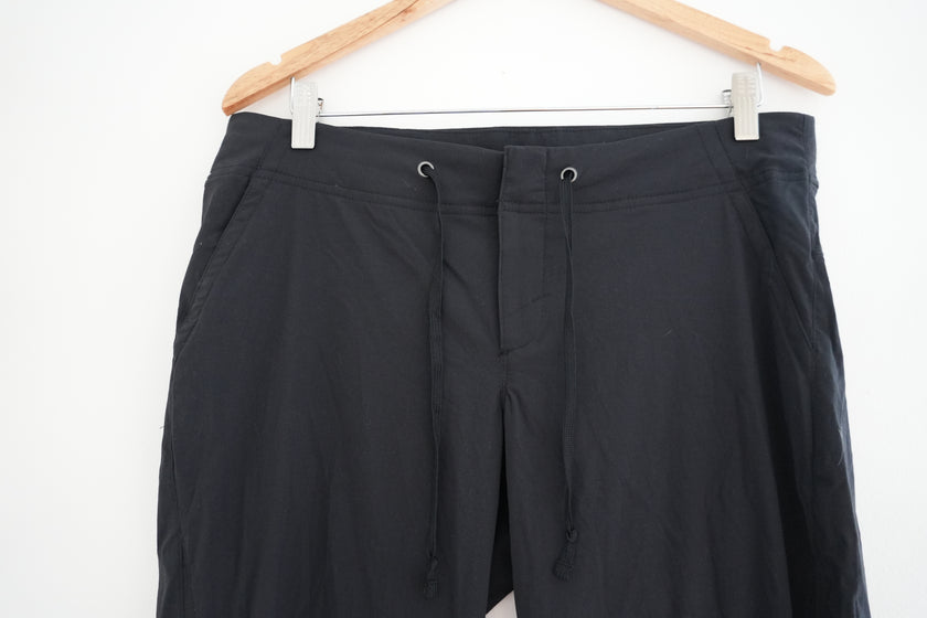 Columbia Black Joggers - Size 10 Short