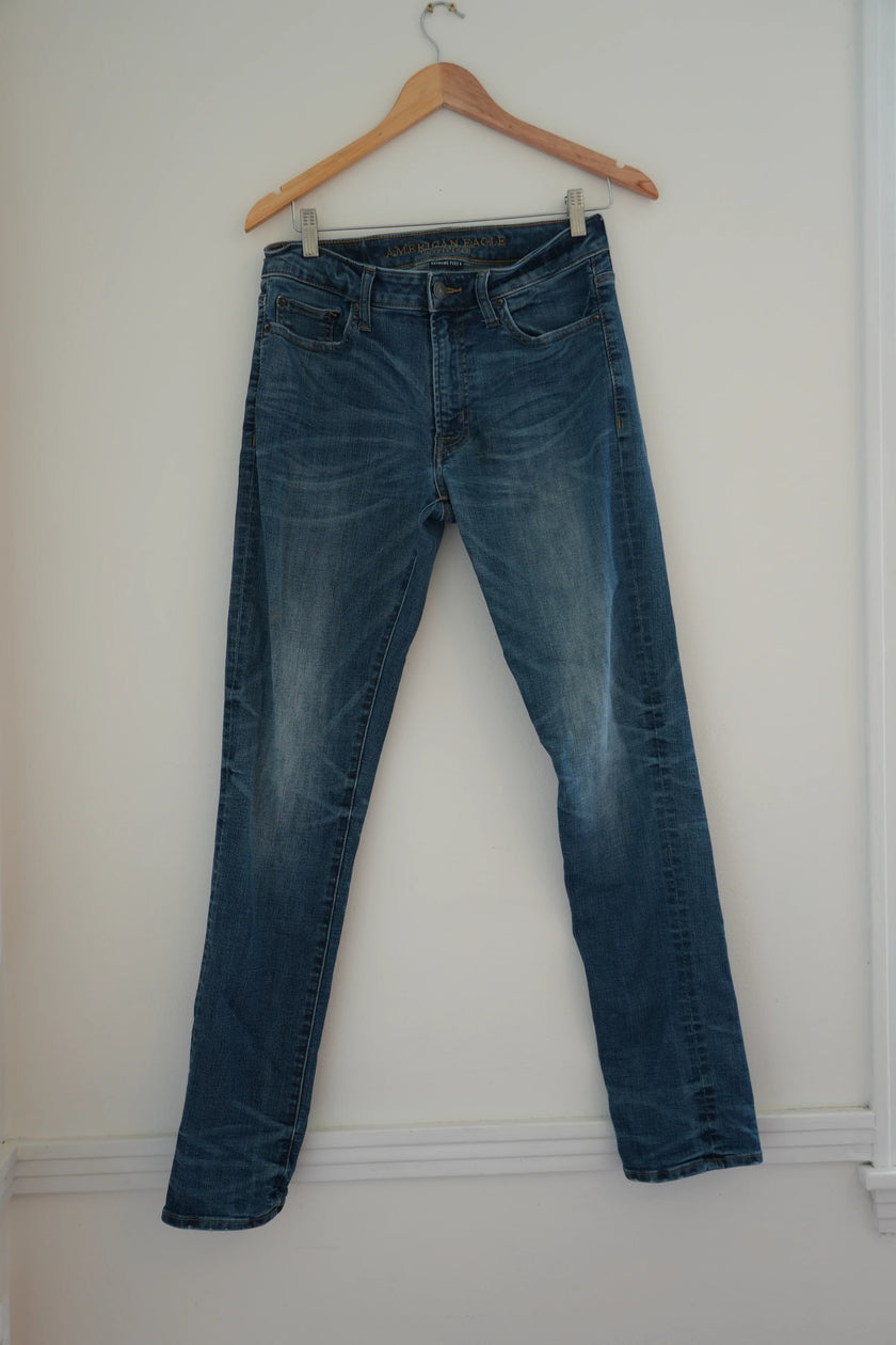 Men’s American Eagle Slim Cut Jeans Size 30/32