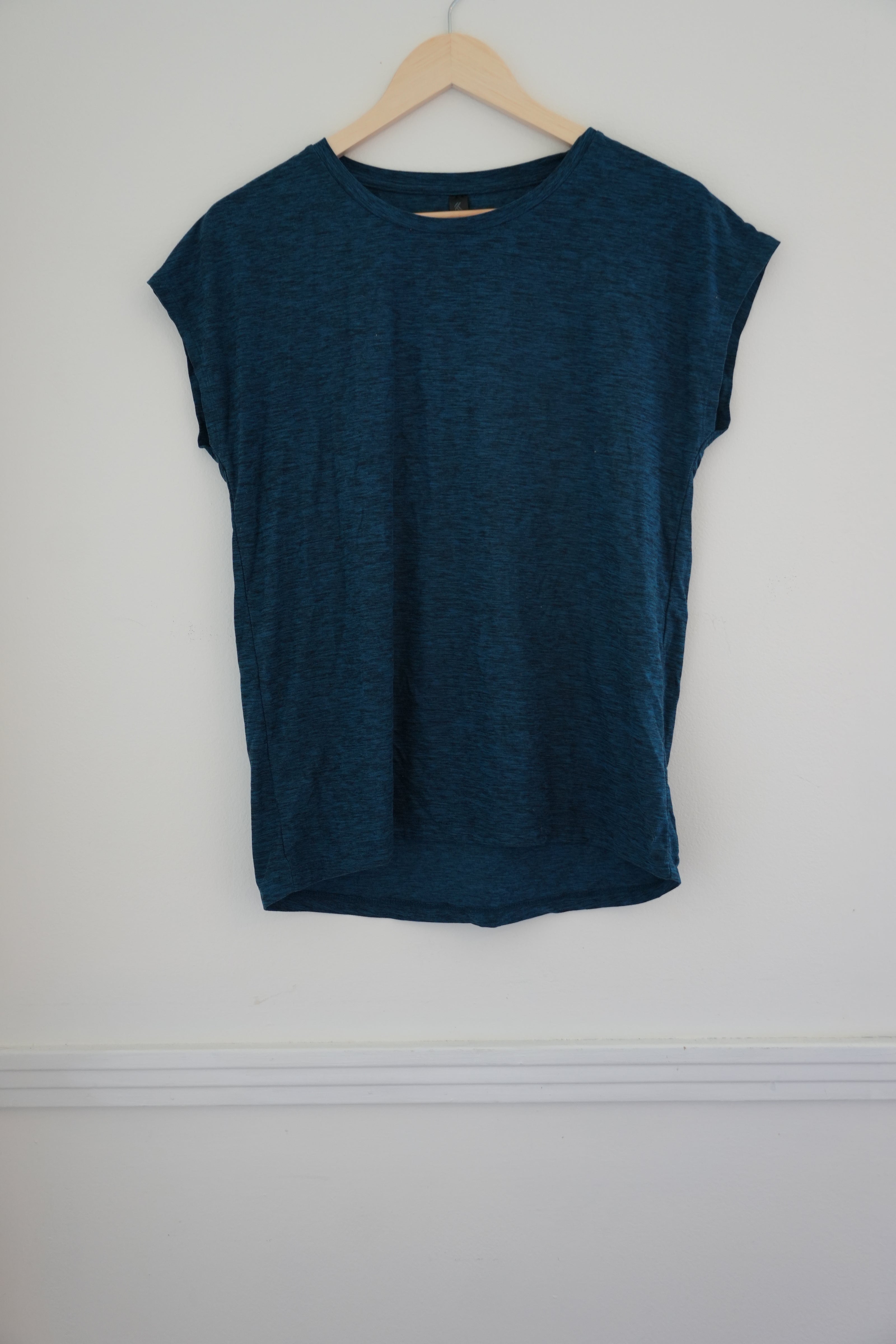 Kyodan Navy Athletic Top Size Medium