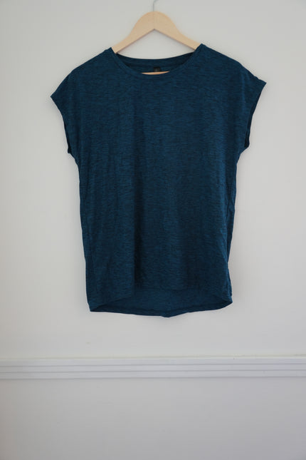 Kyodan Navy Athletic Top Size Medium