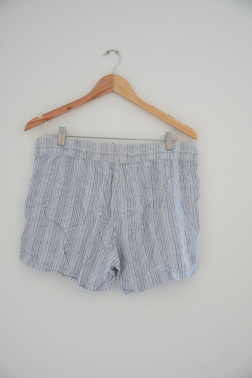 St. John’s Bay Blue Stripped Shorts Size Medium