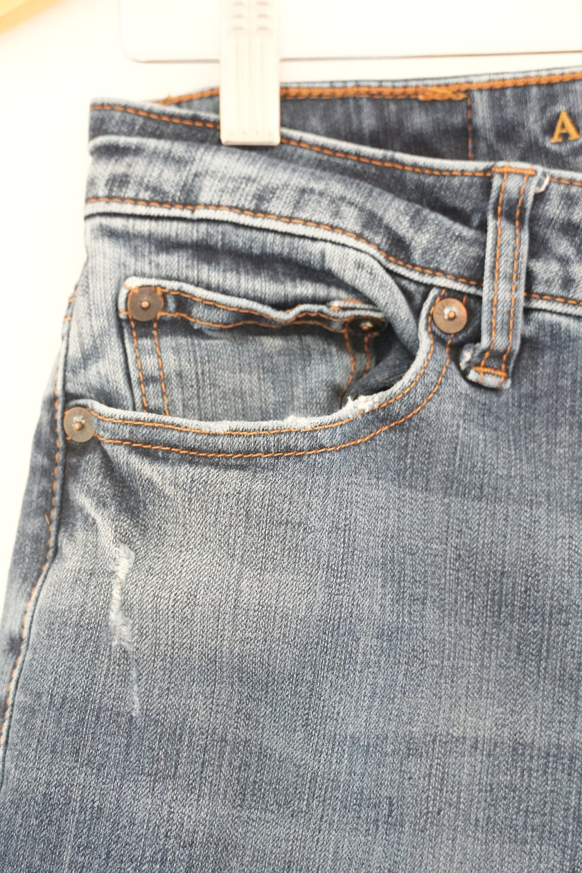 Men’s American Eagle Slim Cut Distressed Dark Was Jeans Size 30/32