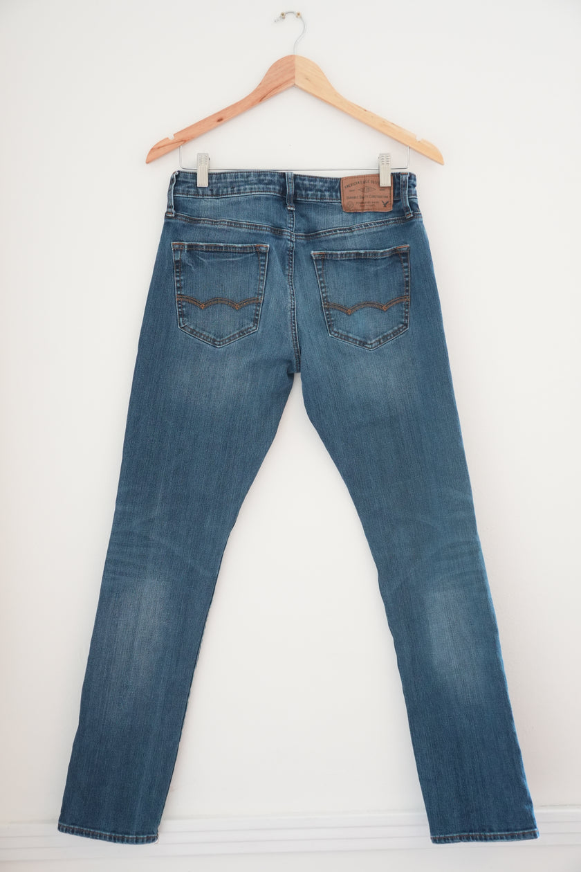 Men’s American Eagle Slim Cut Distressed Dark Was Jeans Size 30/32