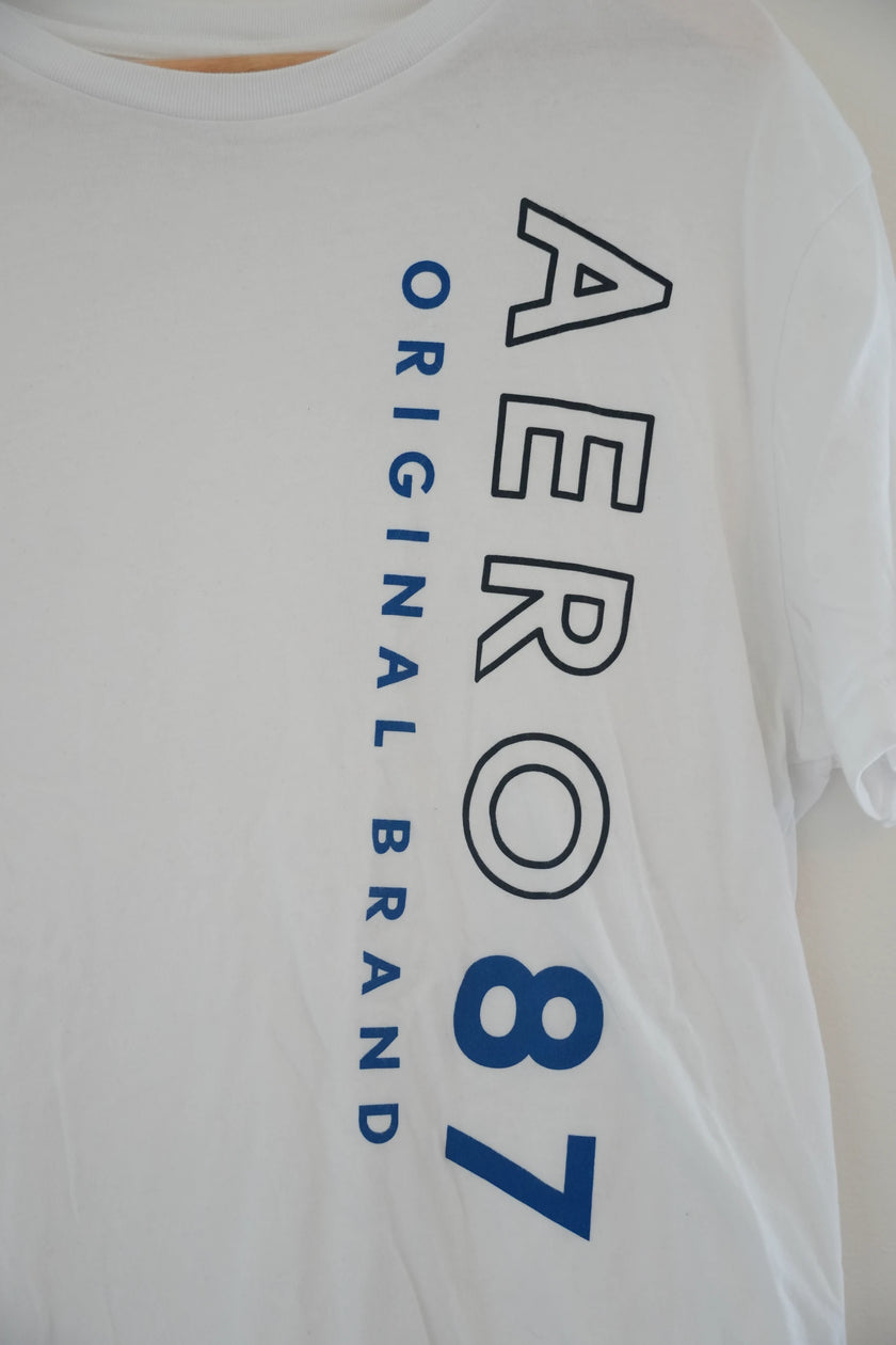 Men's Aeropostale White Graphic T-shirt Size Medium