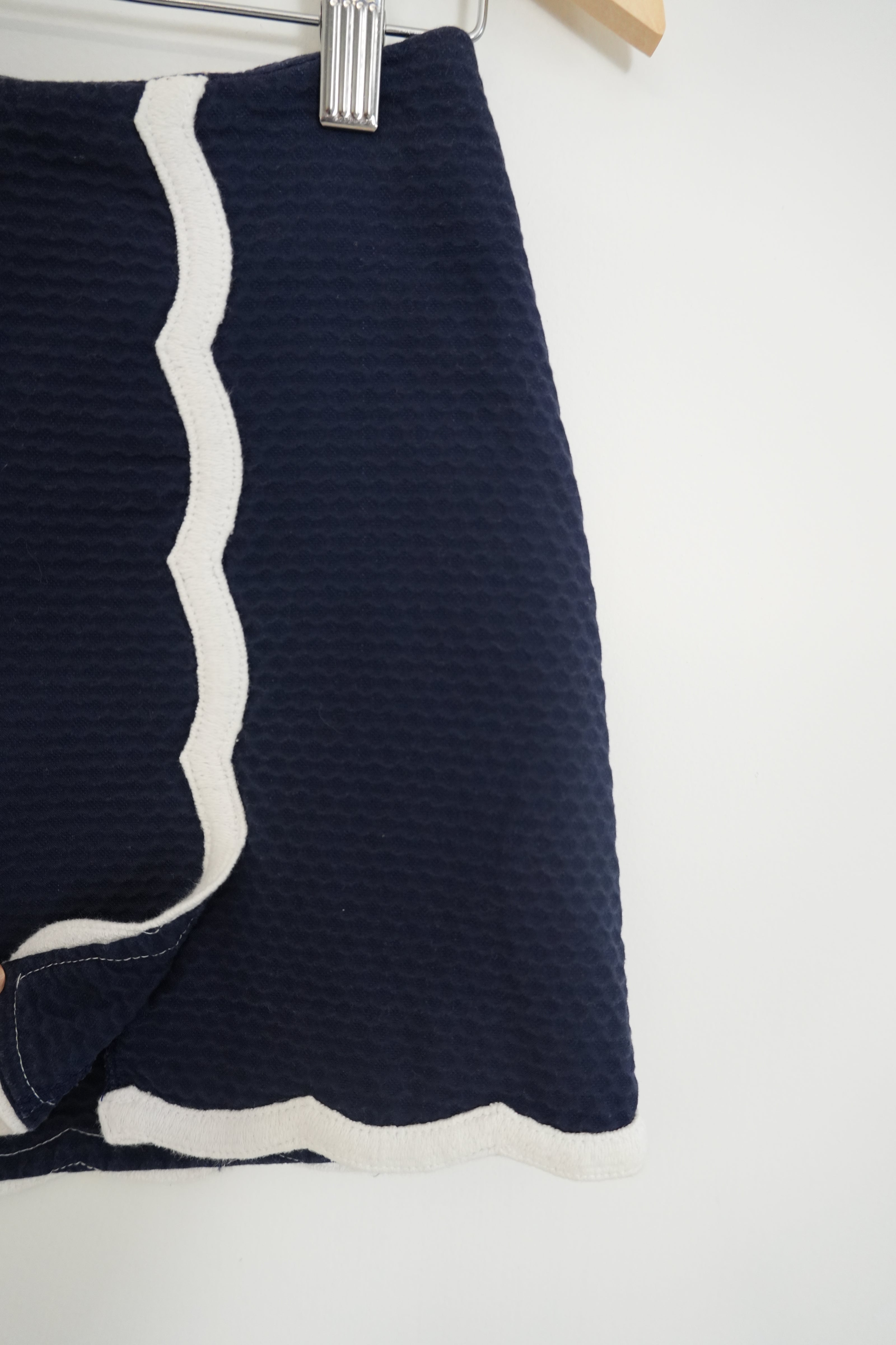 Lilly Pulitzer Navy Mini Skirt Size 00