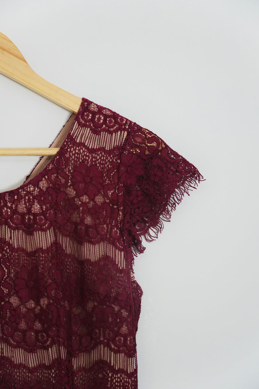 Maeve by Anthropologie Maroon Lace Peplum Dress Size Medium