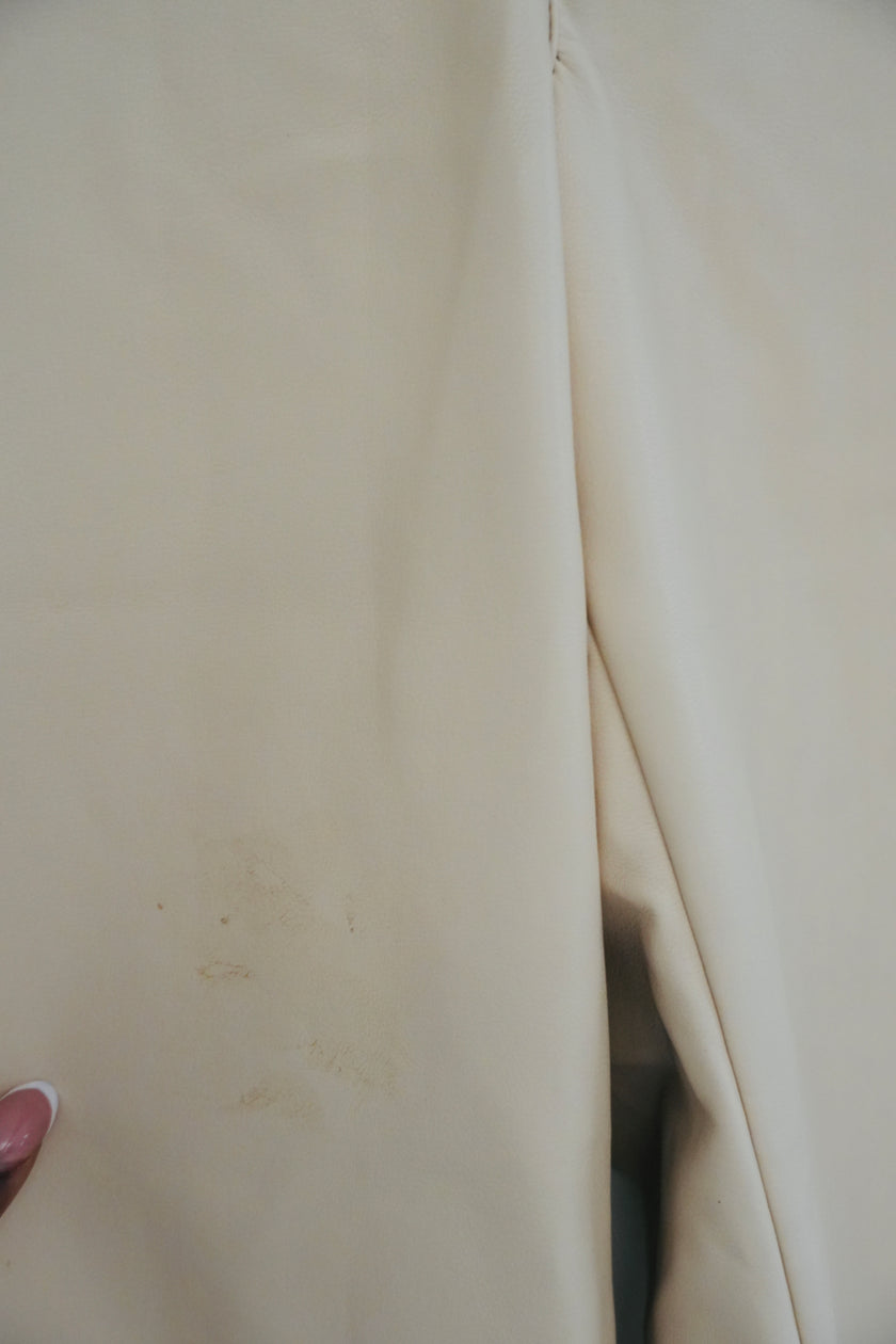 Bagatelle Collection Beige Faux Leather Pants Size Medium
