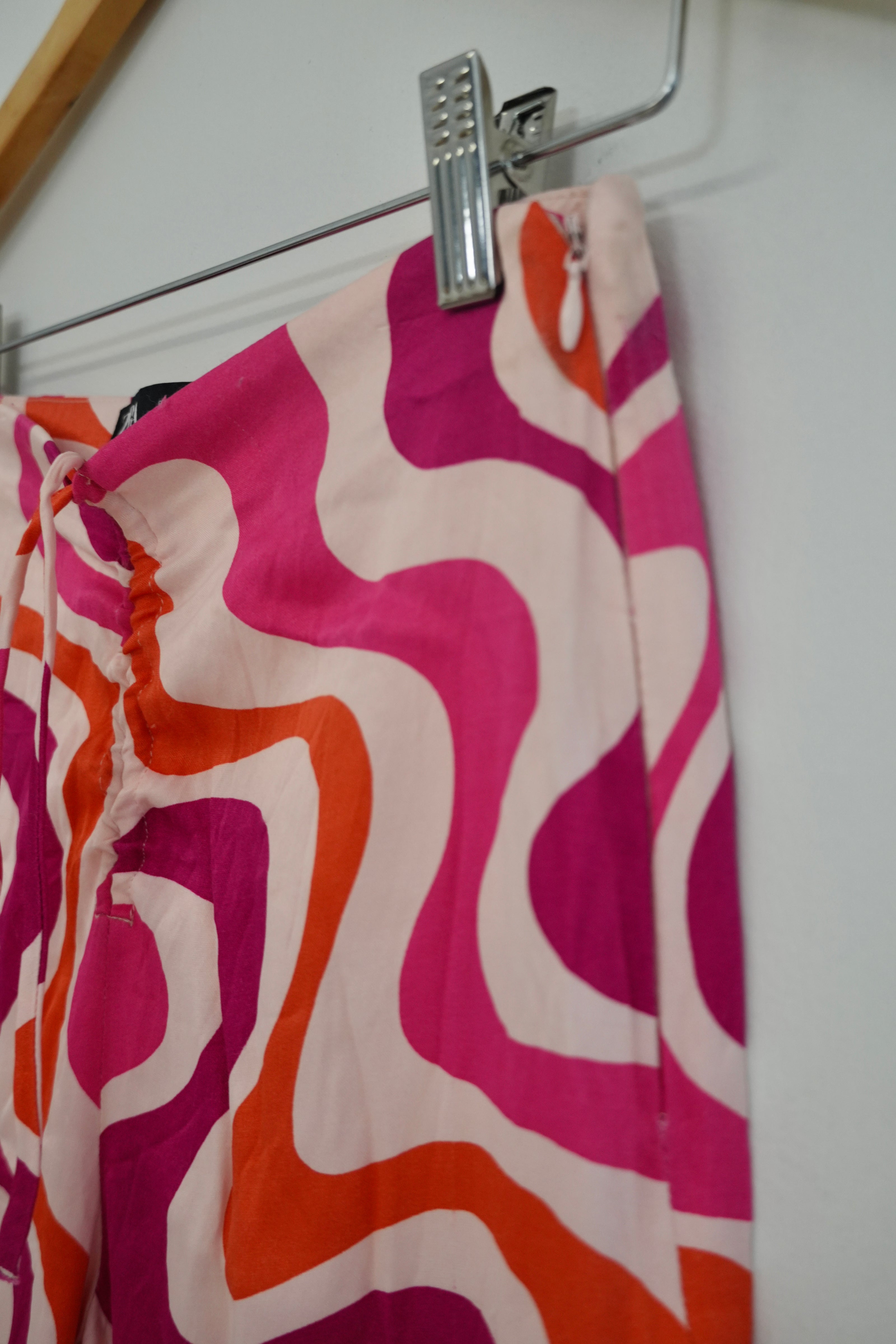 Zara Pink and Orange Bootcut Pants Size Small