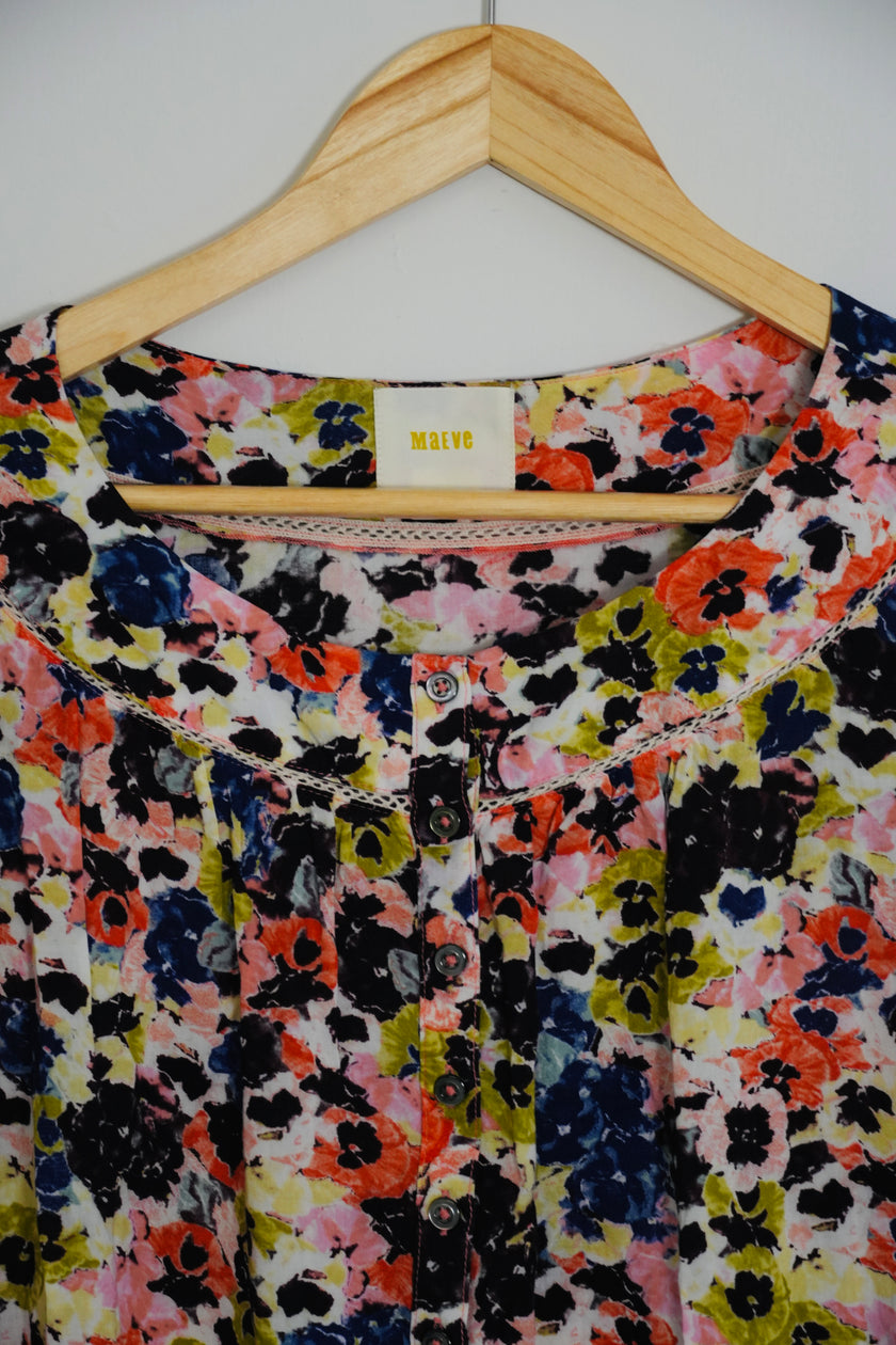 Maeve by Anthropologie Floral Button Up Blouse Size 8