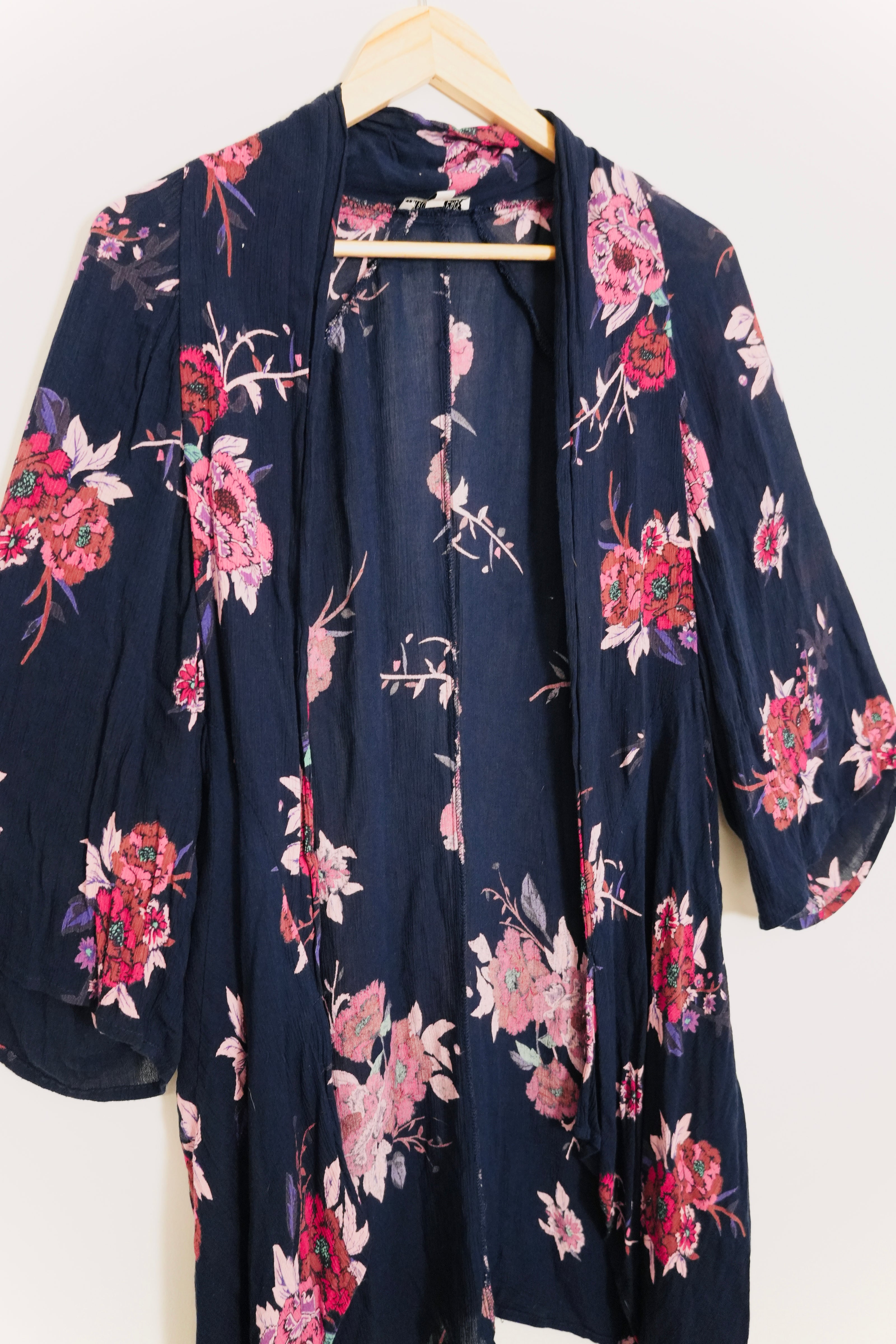 Patrons of Peace Navy And Floral Cardigan duster Size Small