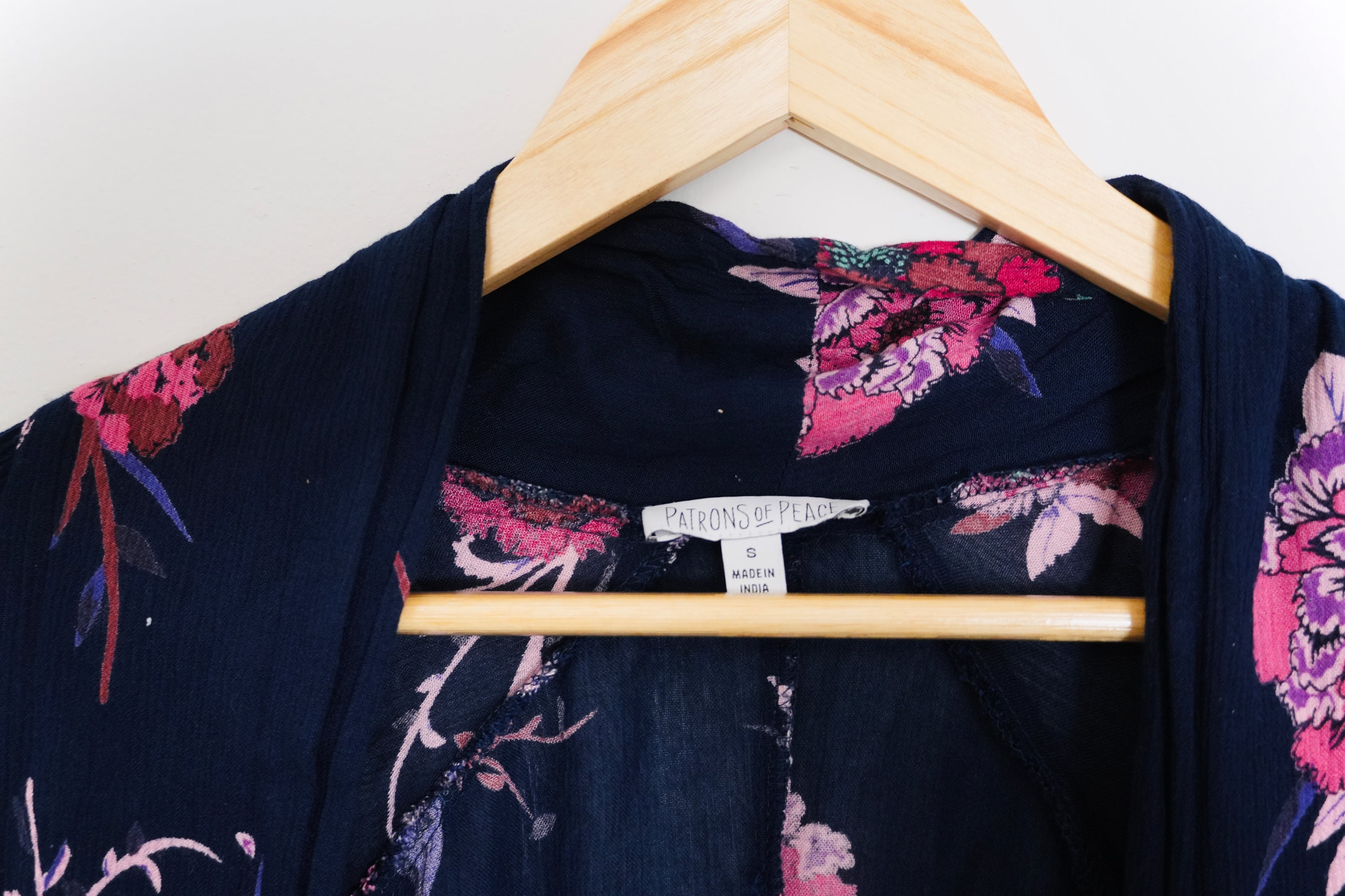 Patrons of Peace Navy And Floral Cardigan duster Size Small