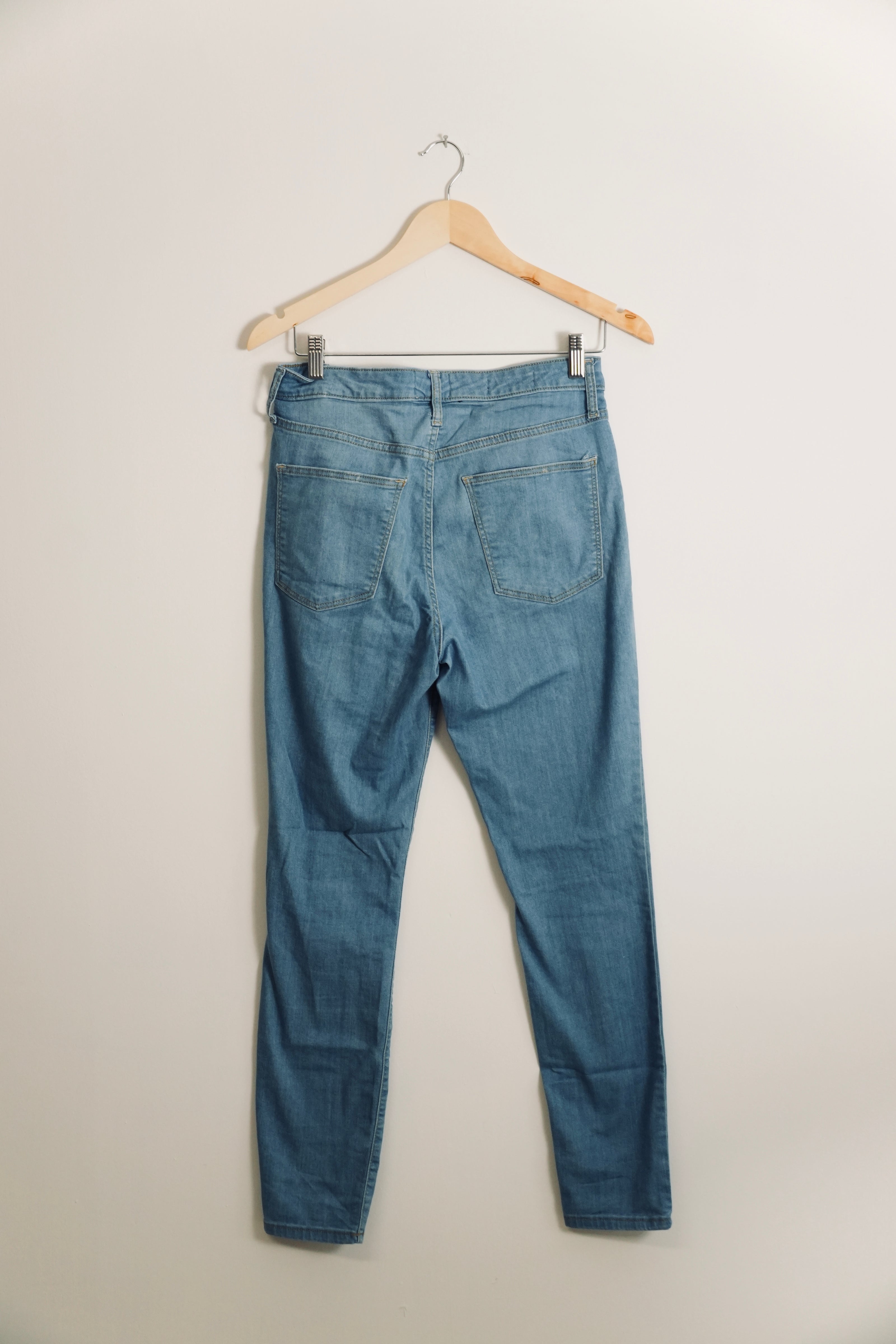 Universal Thread Medium Wash High Rise Skinny Jeans Size 8/29