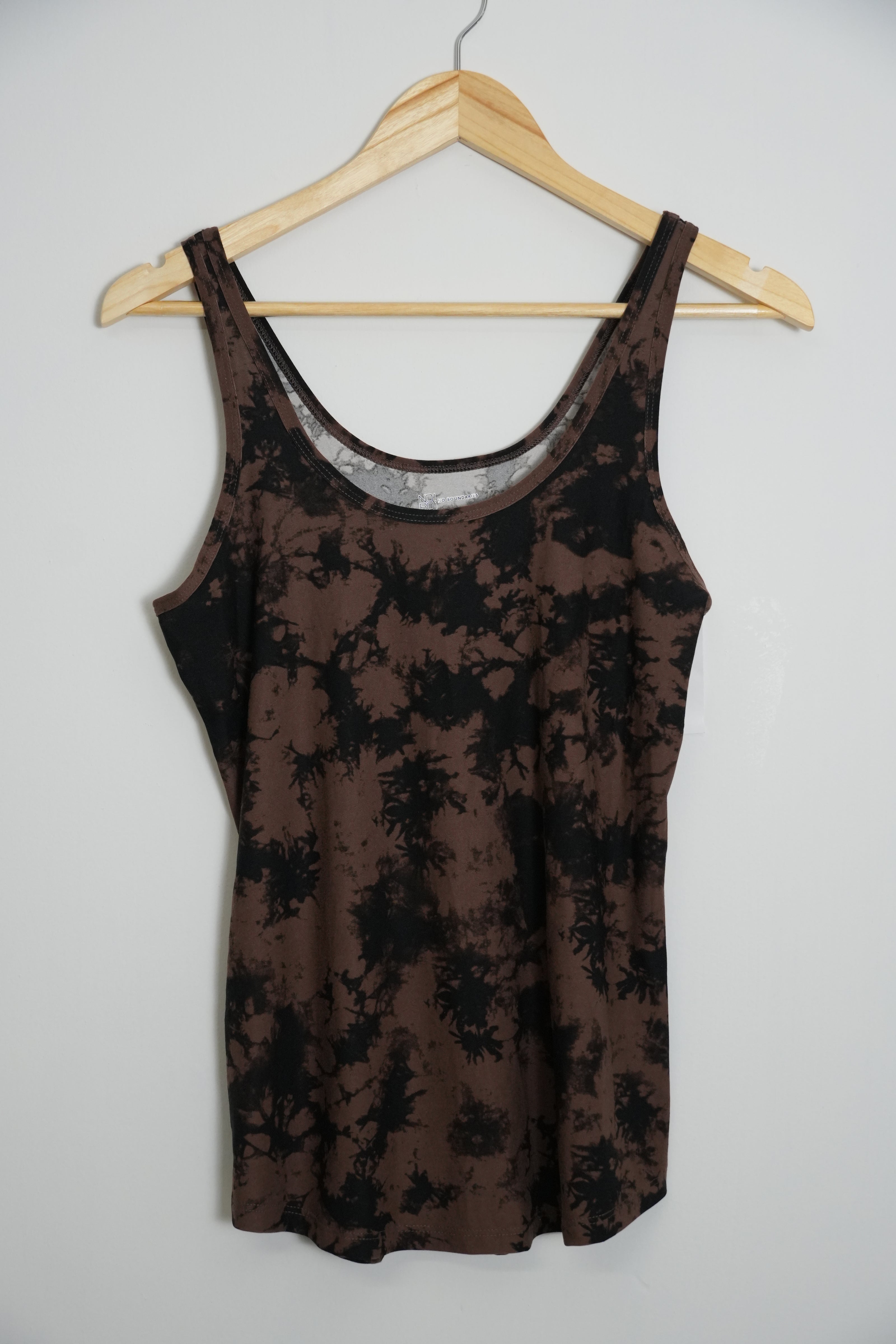 Black “Bleach Stained” Tank Top No Boundaries Size Large