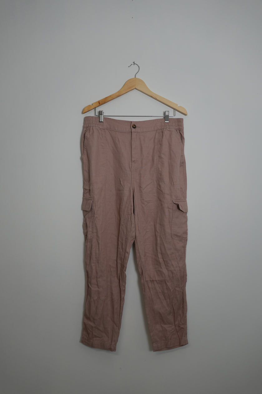 Cargo Pant Wonderly Size Large in Pink