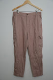 Cargo Pant Wonderly Size Large in Pink