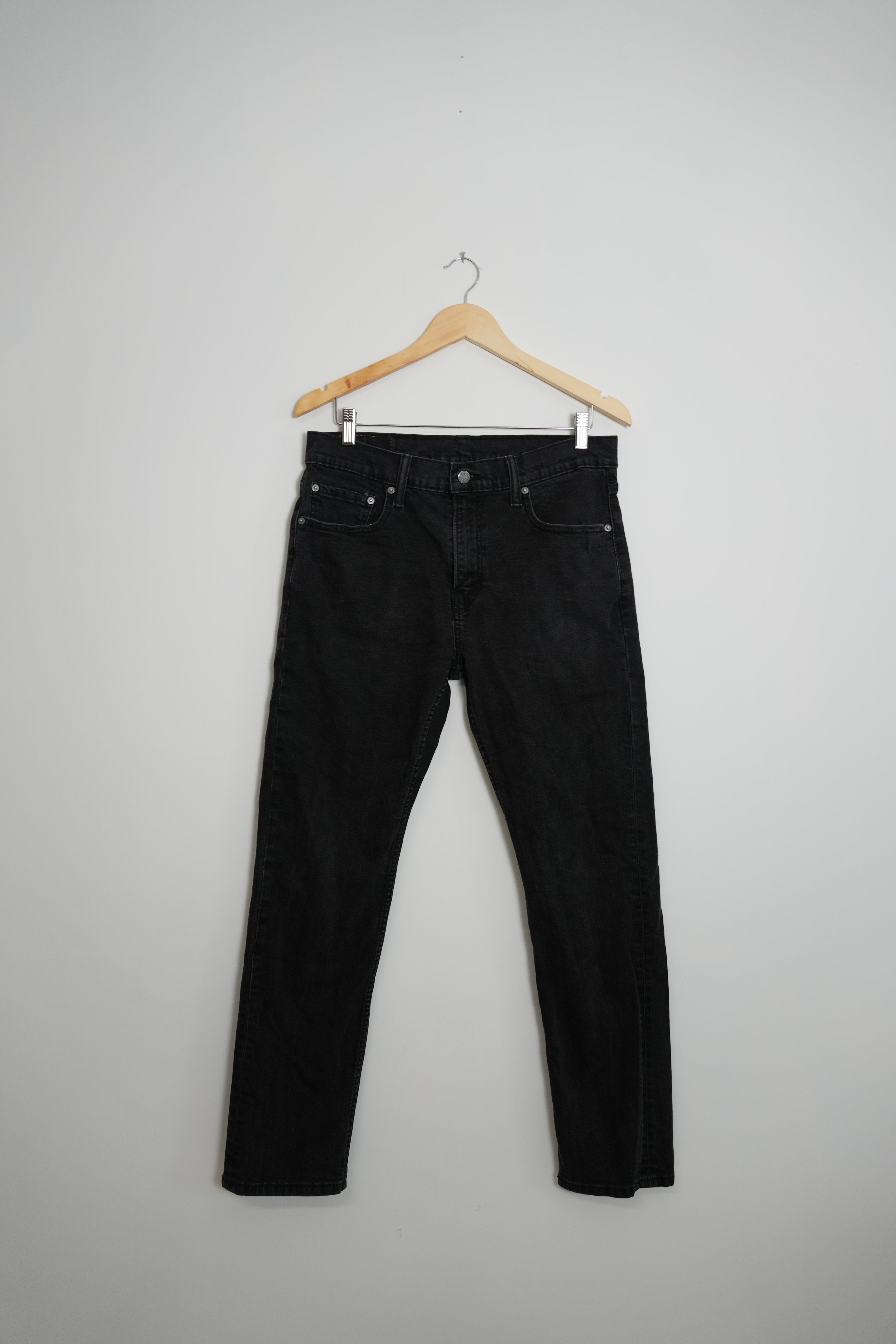 Levi Strauss & Co 502 Men's Black Denim Jeans 33Wx32L