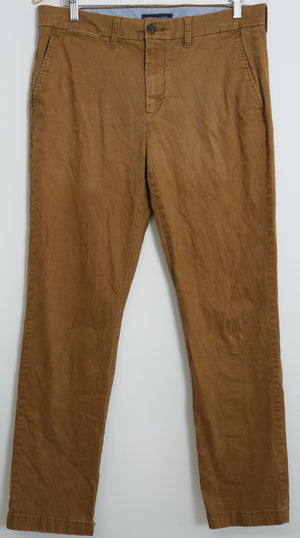 Tommy Hilfiger 33/32 Khaki Pant