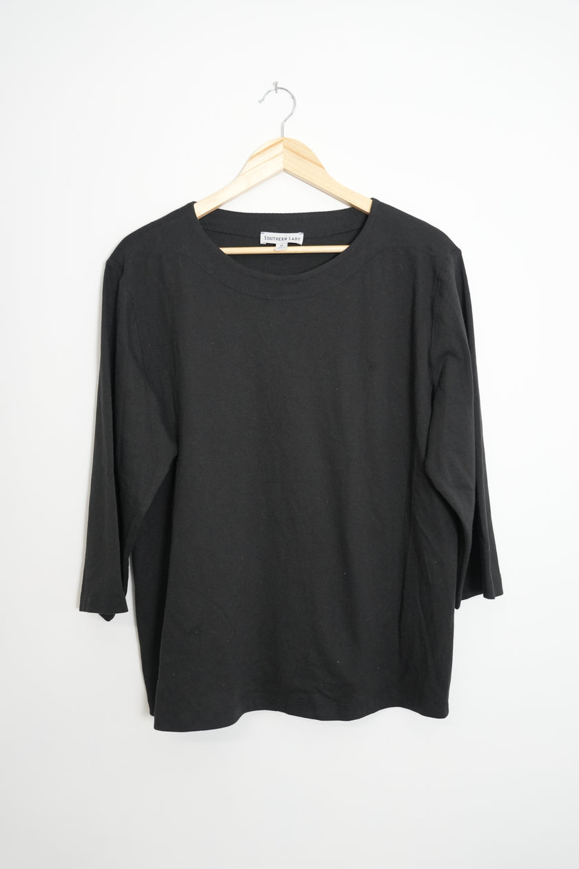 Southern Lady Black Long Sleeve Top Size 1X