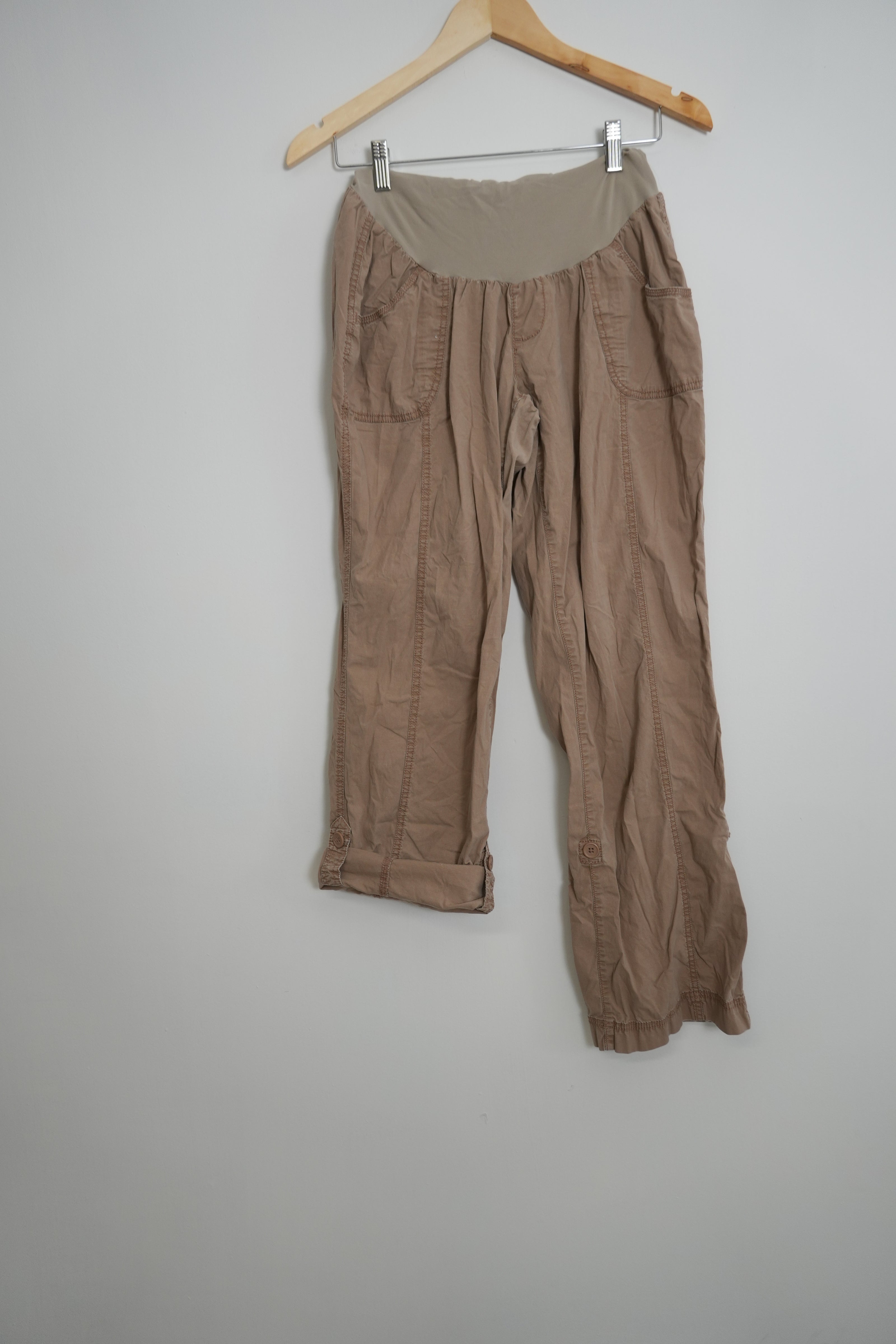 Maternity Rollup Cargo Khaki Pant Size Large - Oh Baby by Motherhood