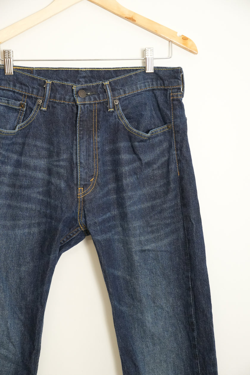 Men’s Levi 505 Dark Wash Jeans Size 33X32
