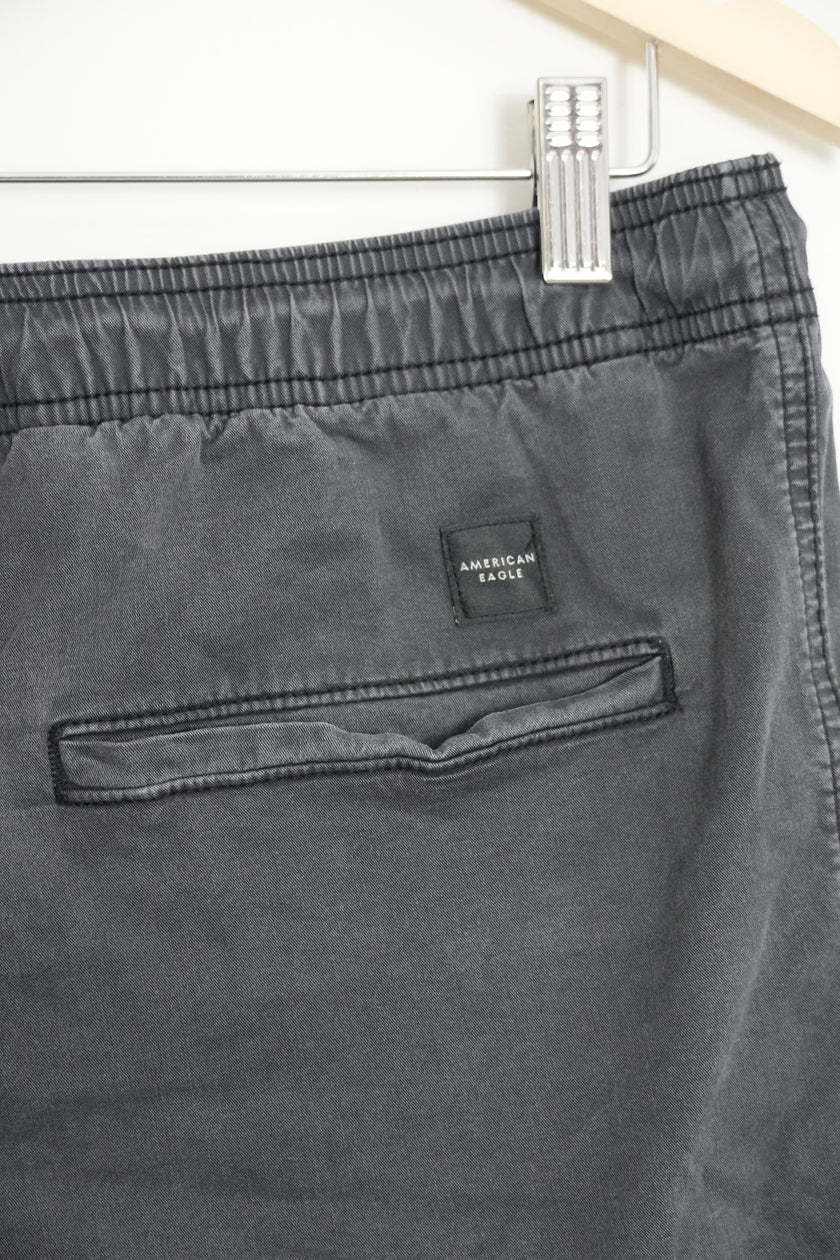 American Eagle Grey Khaki Shorts -Flex Size Medium