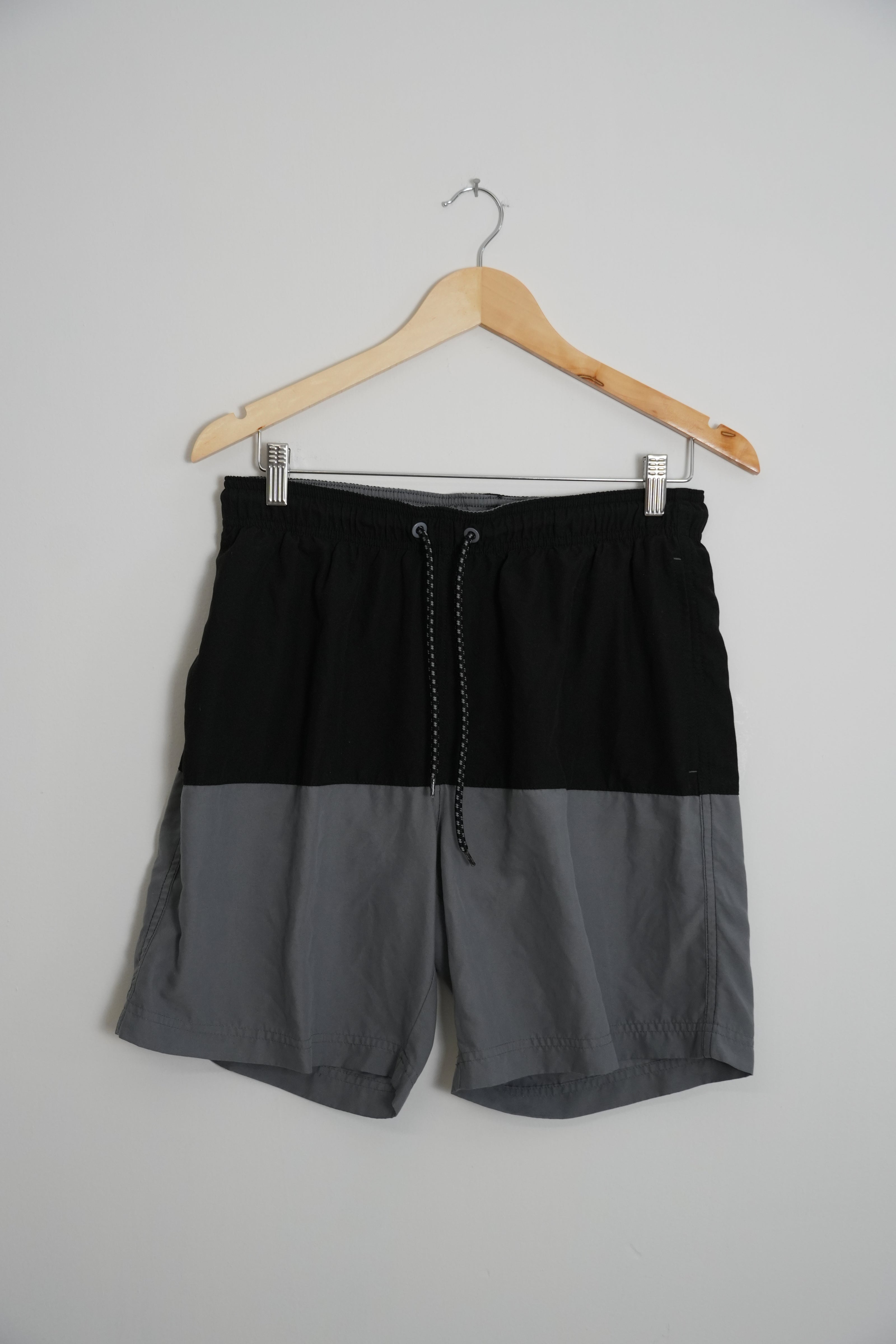 Swim Trunks Men Medium Black Grey Colorblock Board Shorts