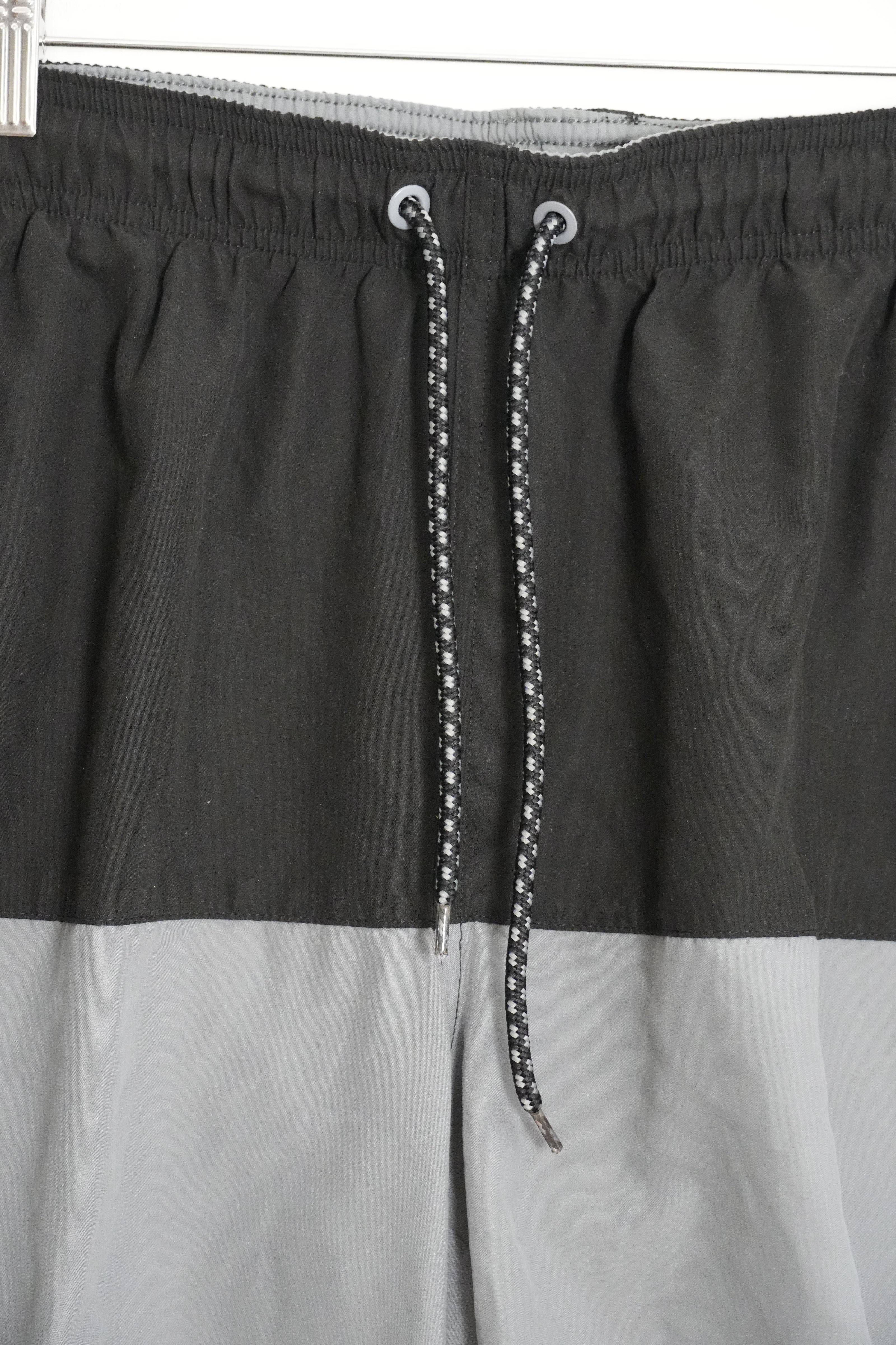 Swim Trunks Men Medium Black Grey Colorblock Board Shorts