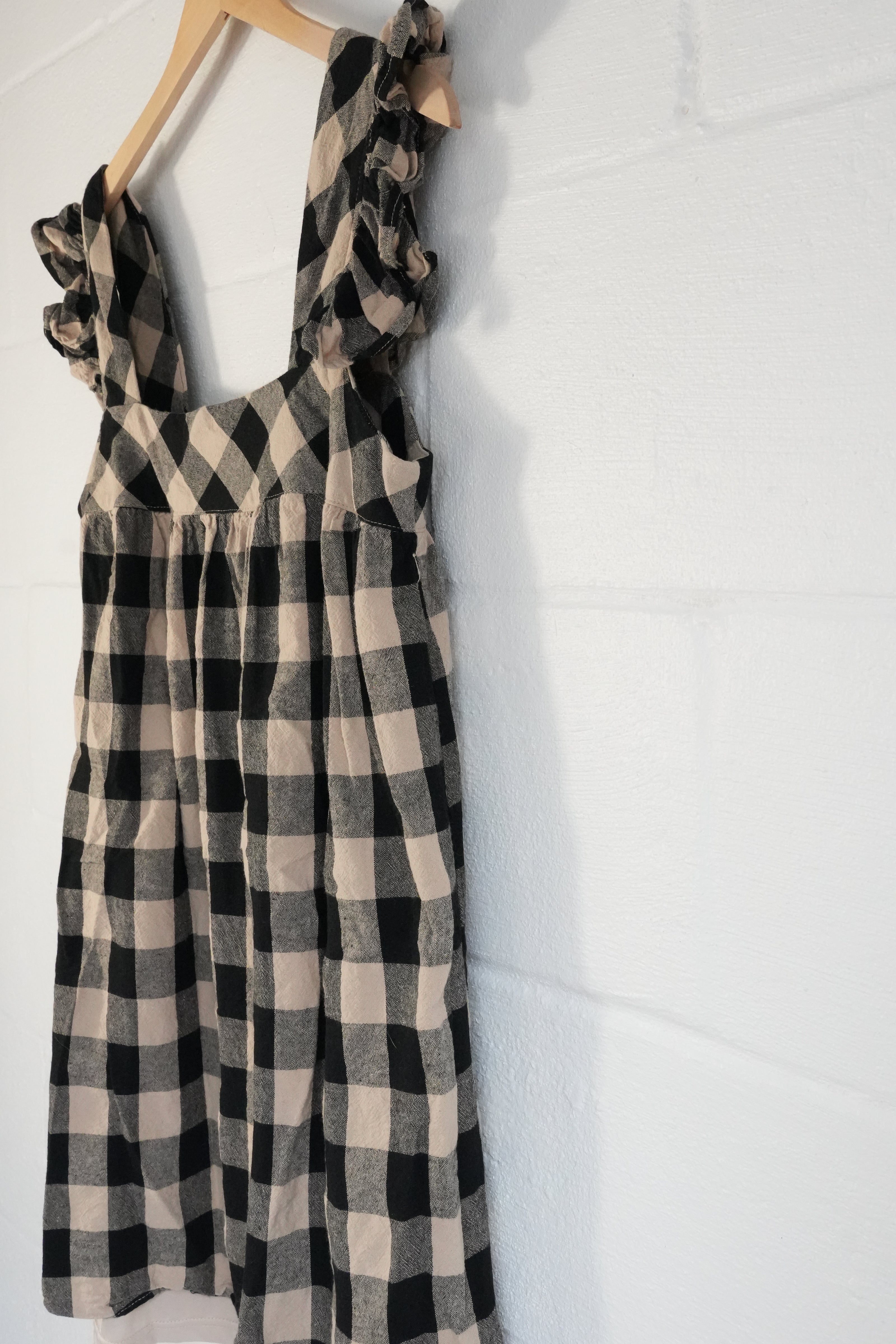 Entro Babydoll Top Women Large Tan Black Gingham Ruffle Sleeve Smocked Back
