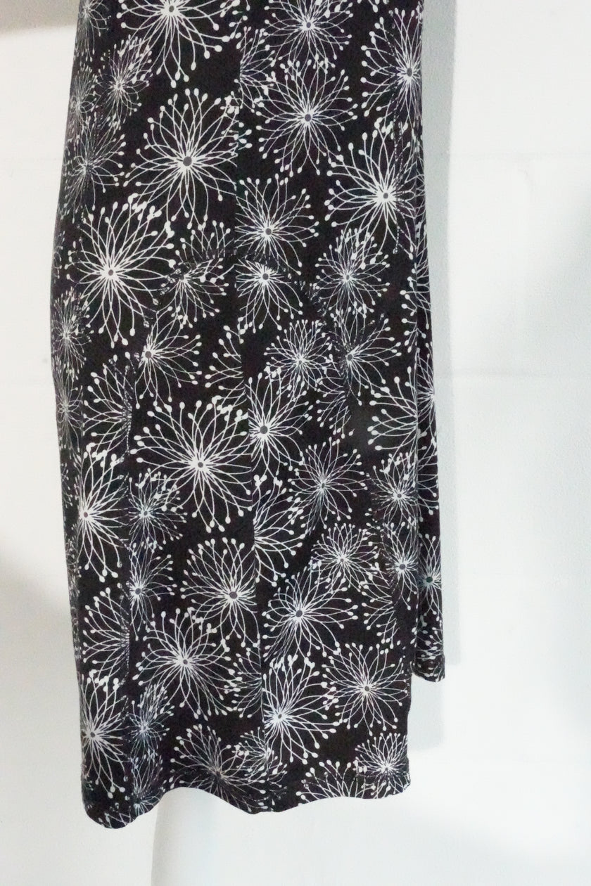 Soybu Dress Women Medium Black White Floral Print Mock Neck Long Sleeve Keyhole