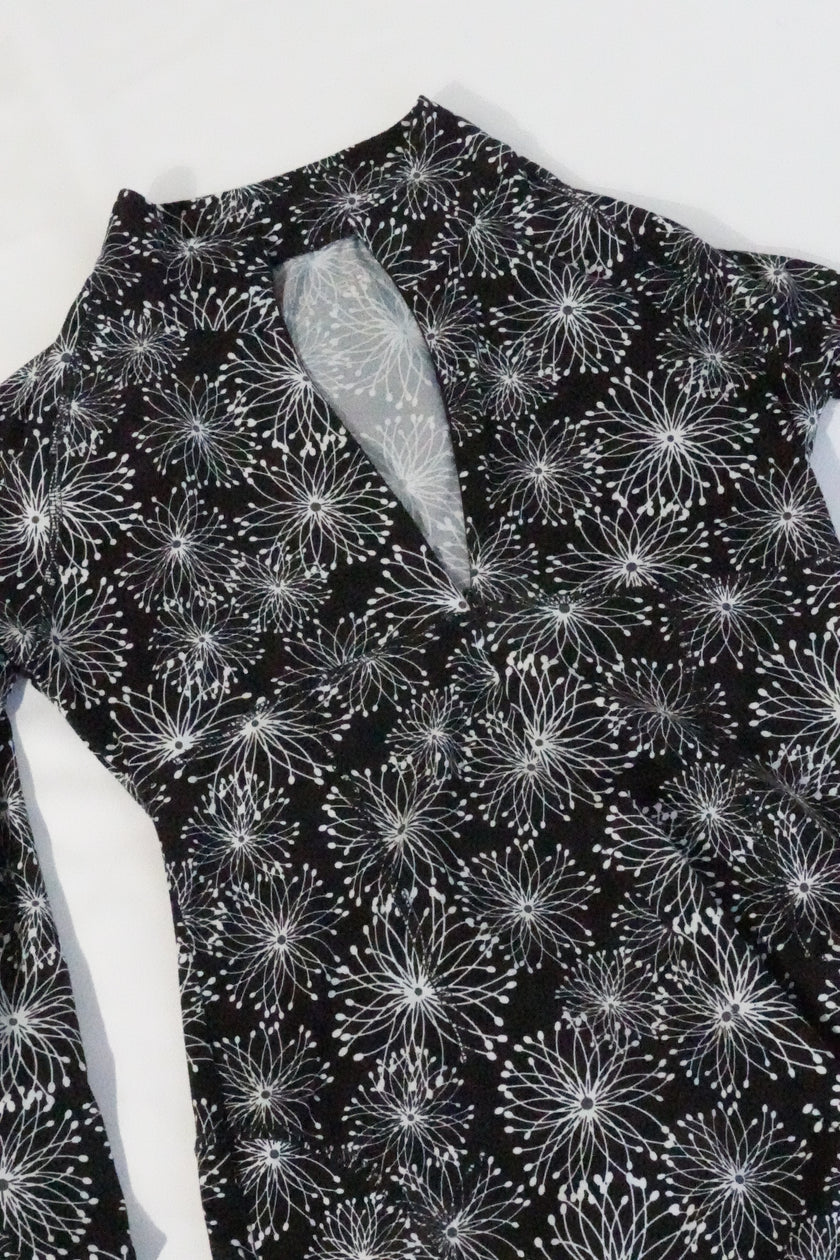 Soybu Dress Women Medium Black White Floral Print Mock Neck Long Sleeve Keyhole