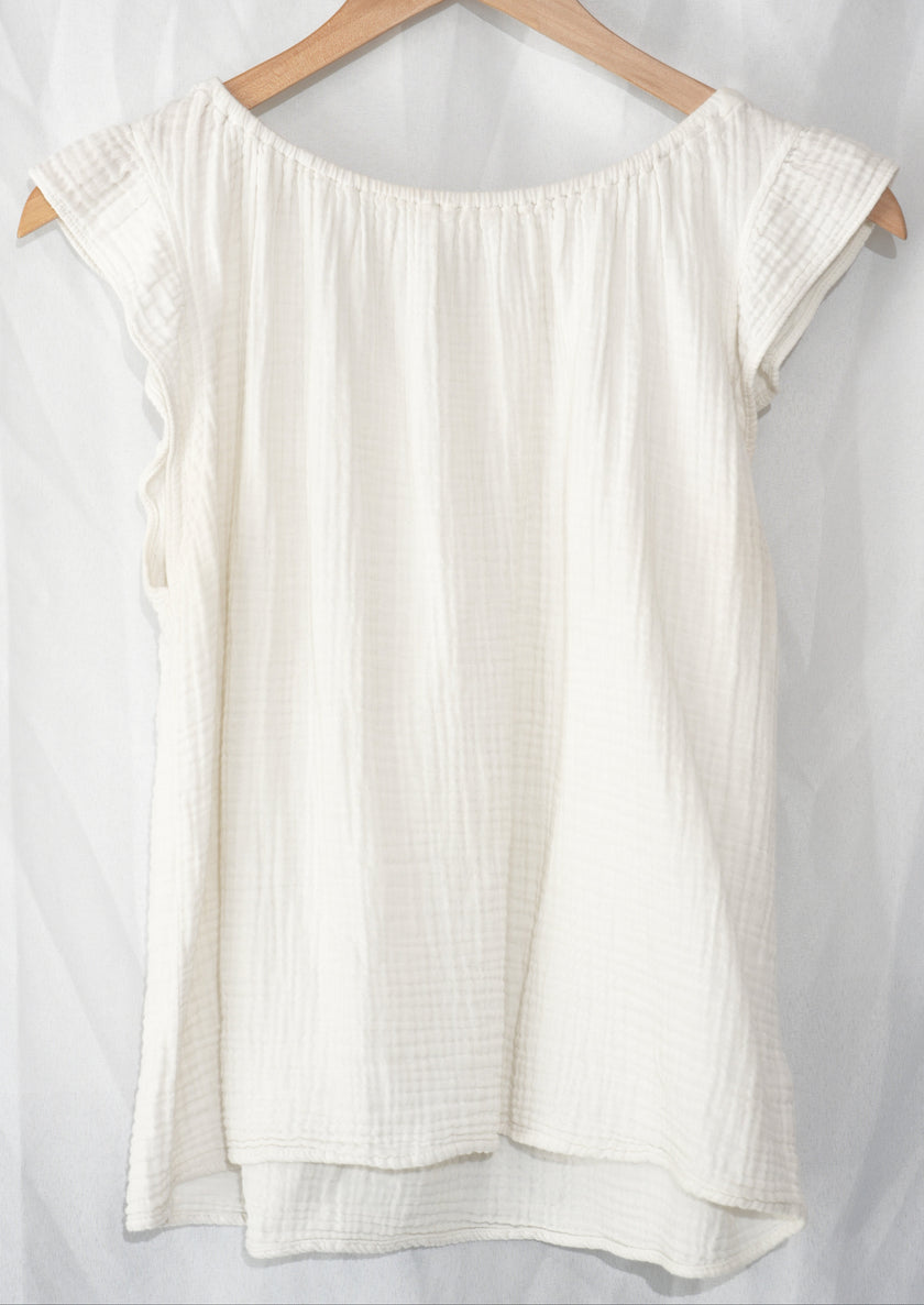 Velvet by Graham & Spencer Blouse Women's Medium White Ruffle Gauze Cotton Top