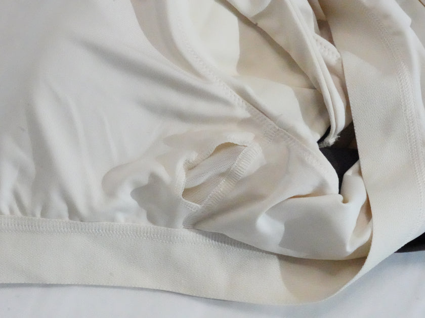 Old Navy Active Sports Bra Women Large Cream Black Colorblock StudioSmooth Top