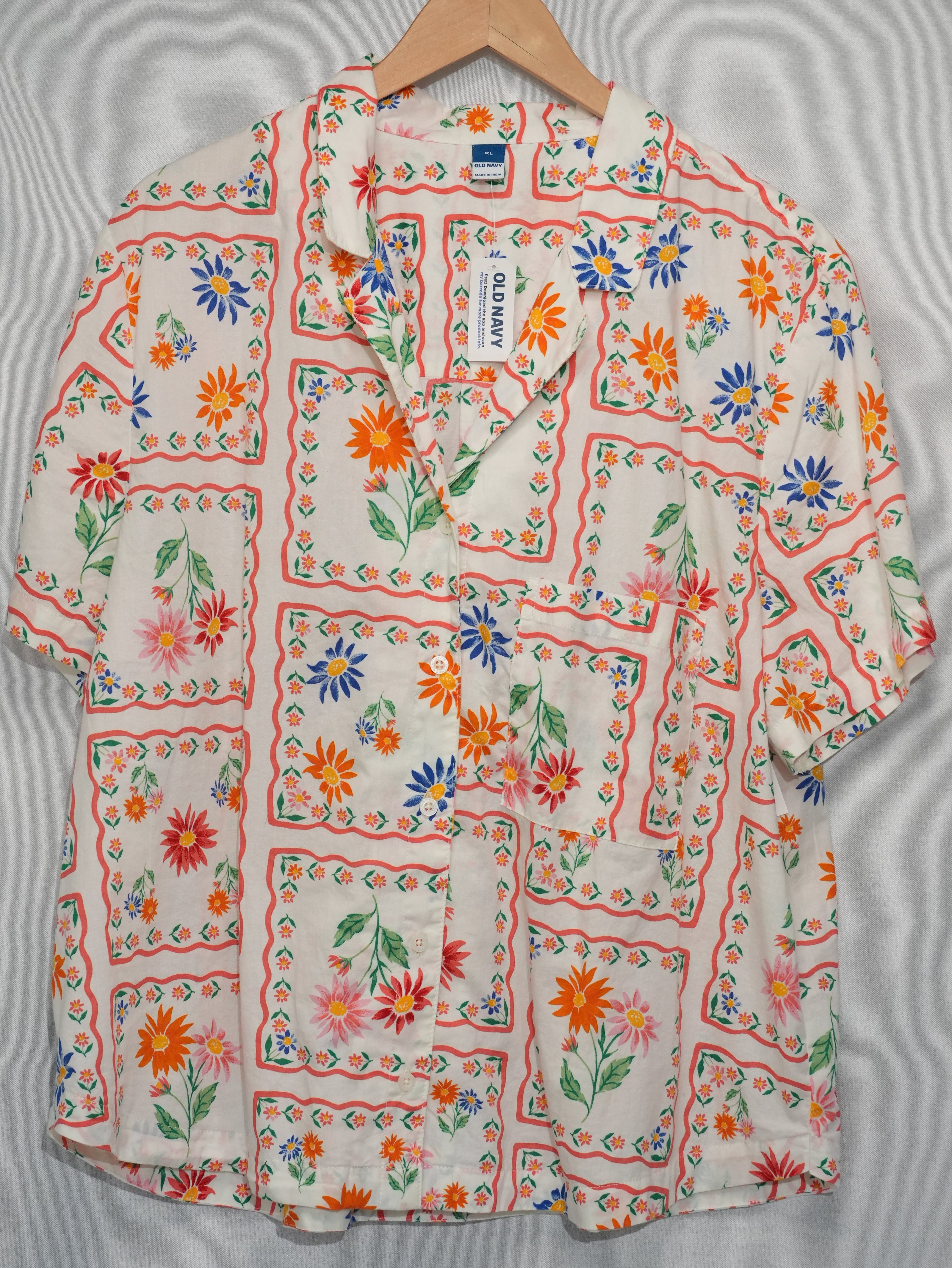 Old Navy Button Down Shirt Women X-Large White Floral Print Short Sleeve Top