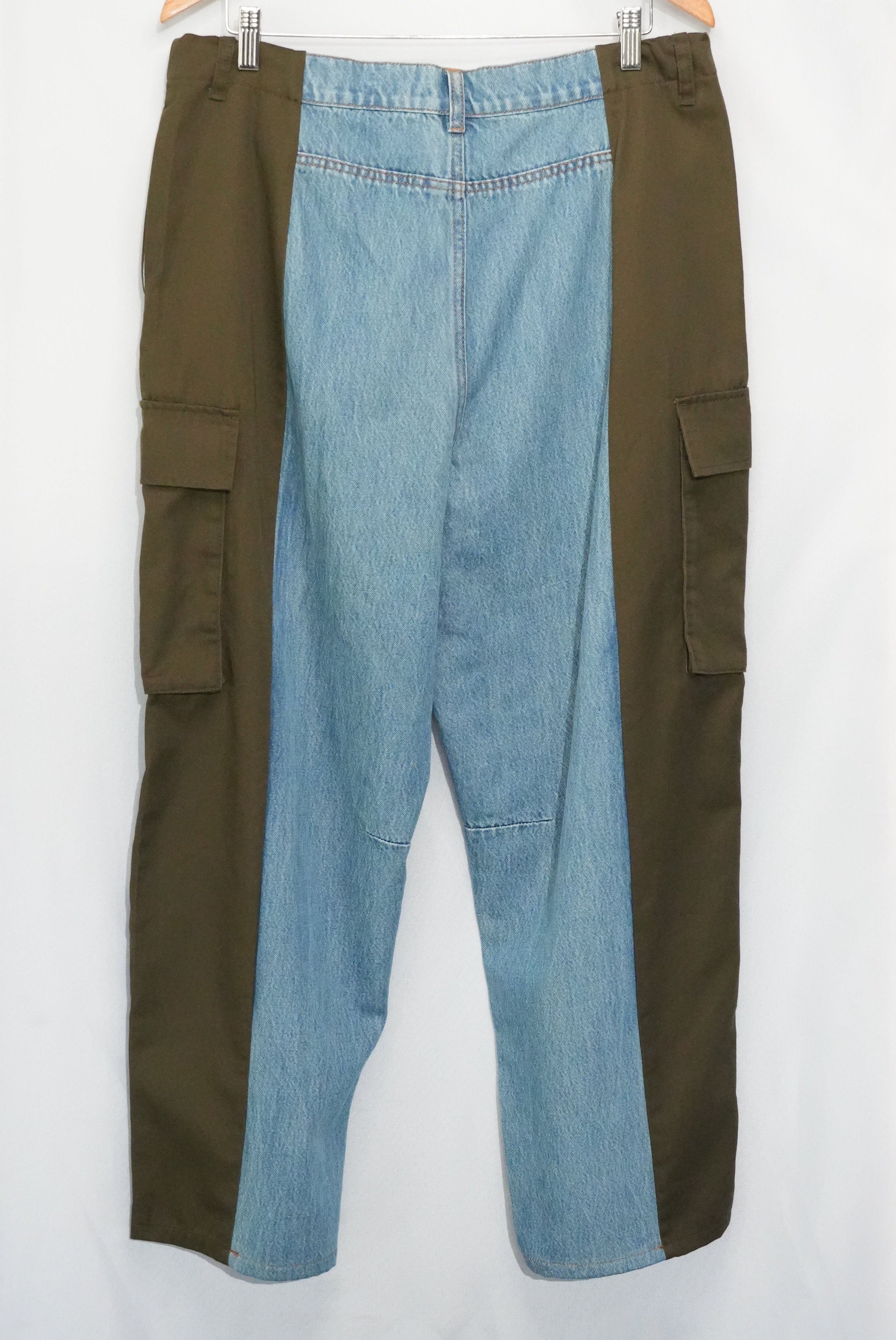 Future Collective Cargo Pants Women Size 14 Blue Olive Colorblock Mixed Media
