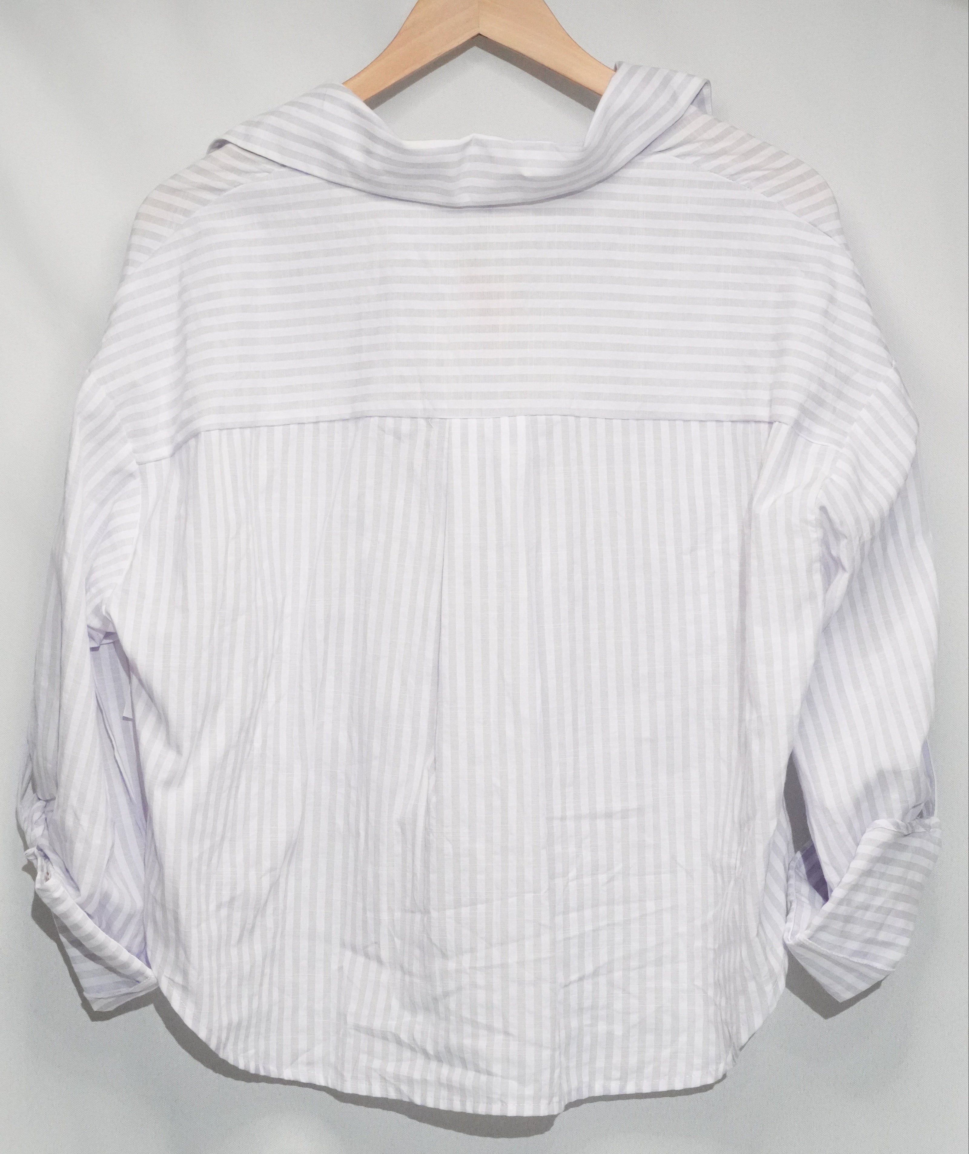 Cider Button Up Shirt Womens Large Lavender White Striped Twist Front Roll Tab