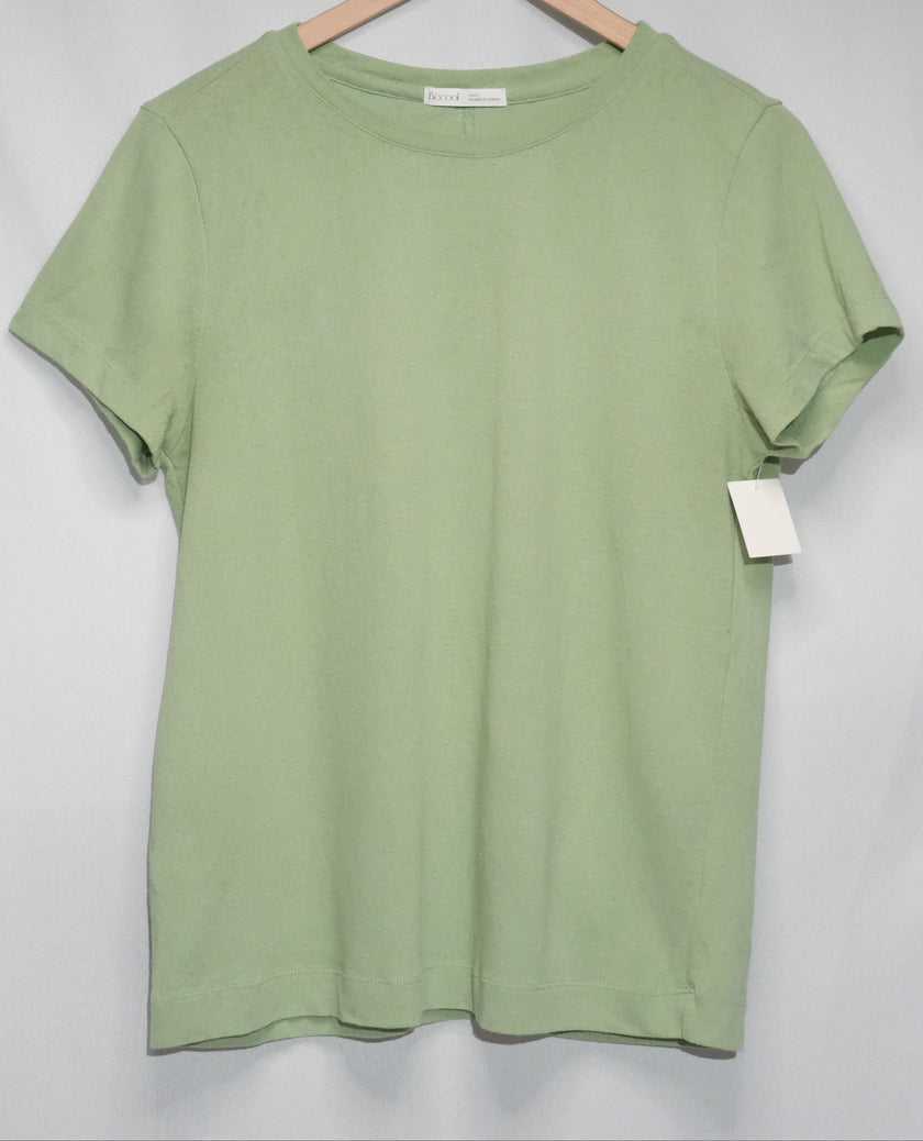 Becool T-Shirt Women Large Green Short Sleeve Crewneck Seam Back Rayon Blend
