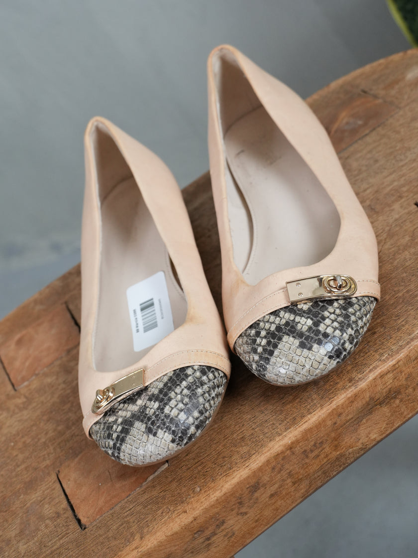 Coach Ballet Flats Women Size 6 Beige Snakeskin Toe Turnlock Leather Vintage Y2K