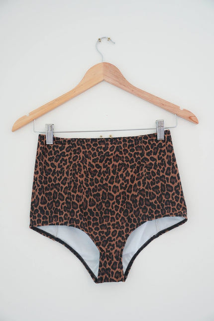 Kortni Jeane High Waisted Leopard Bikini Bottoms size small