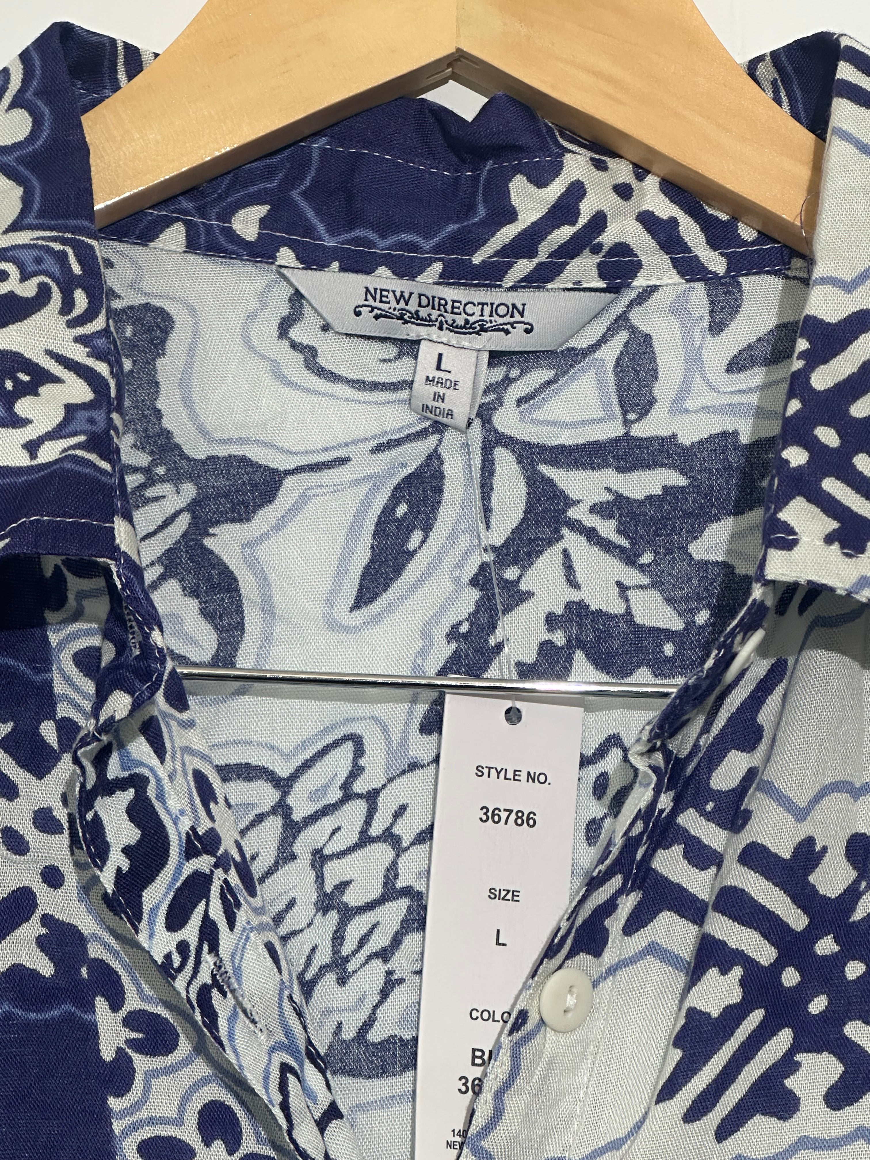 New Direction Blue and White Long Sleeve Blouse size Large