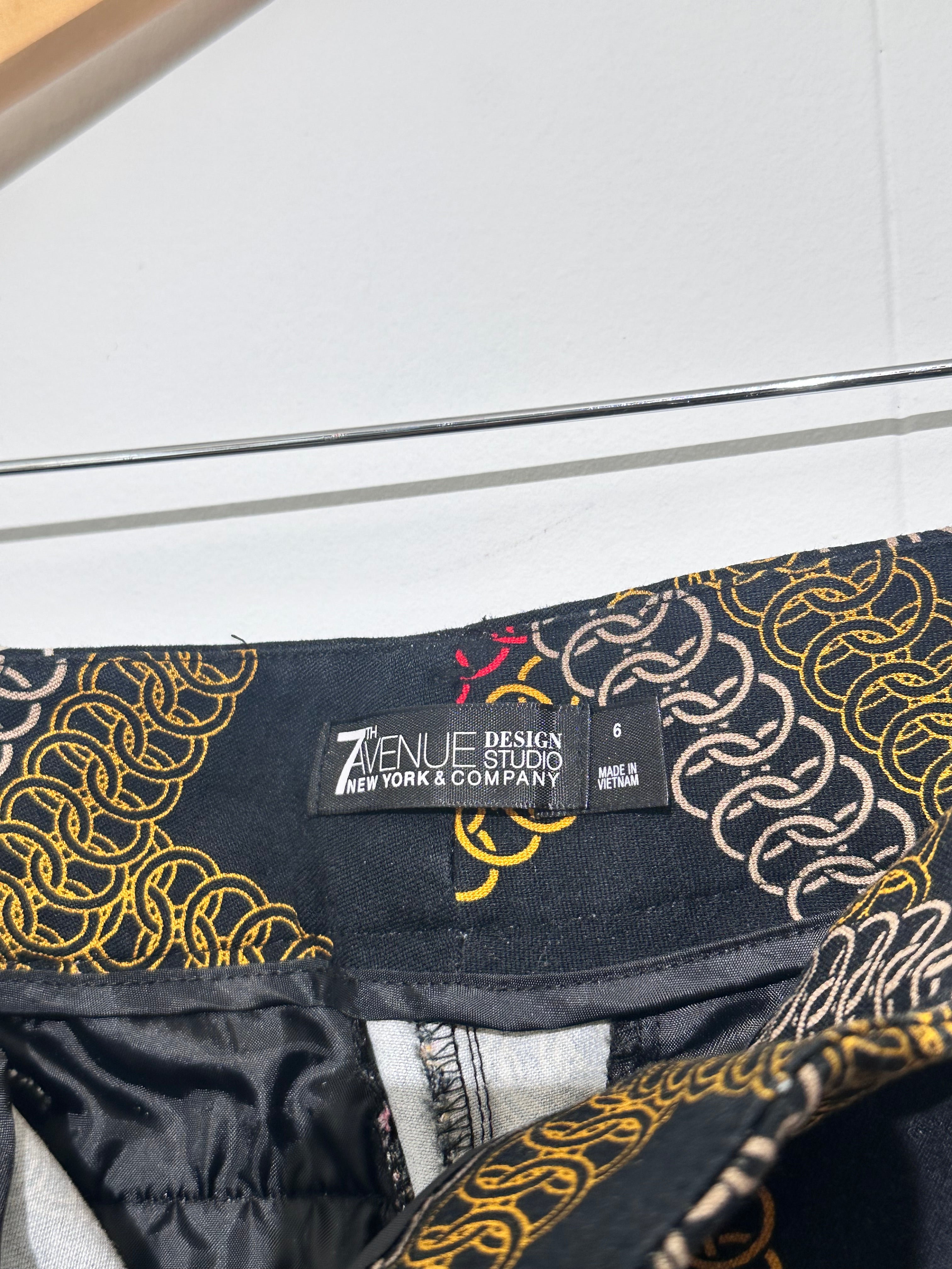 New York and Company Multi colored dress pants size 6