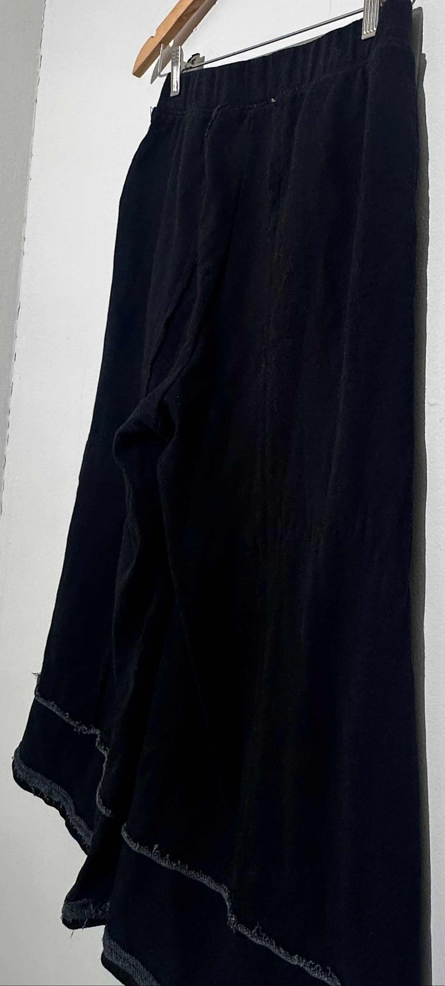 Black Bell Bottom/ palazzo style pants Peace Love World Size XXS