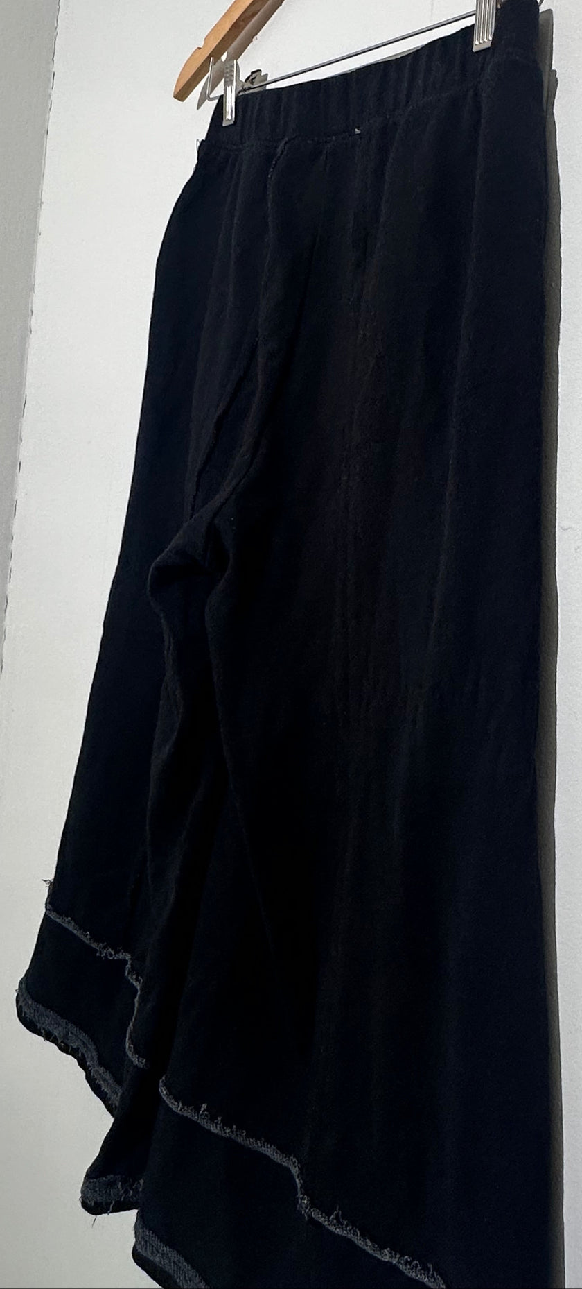 Black Bell Bottom/ palazzo style pants Peace Love World Size XXS