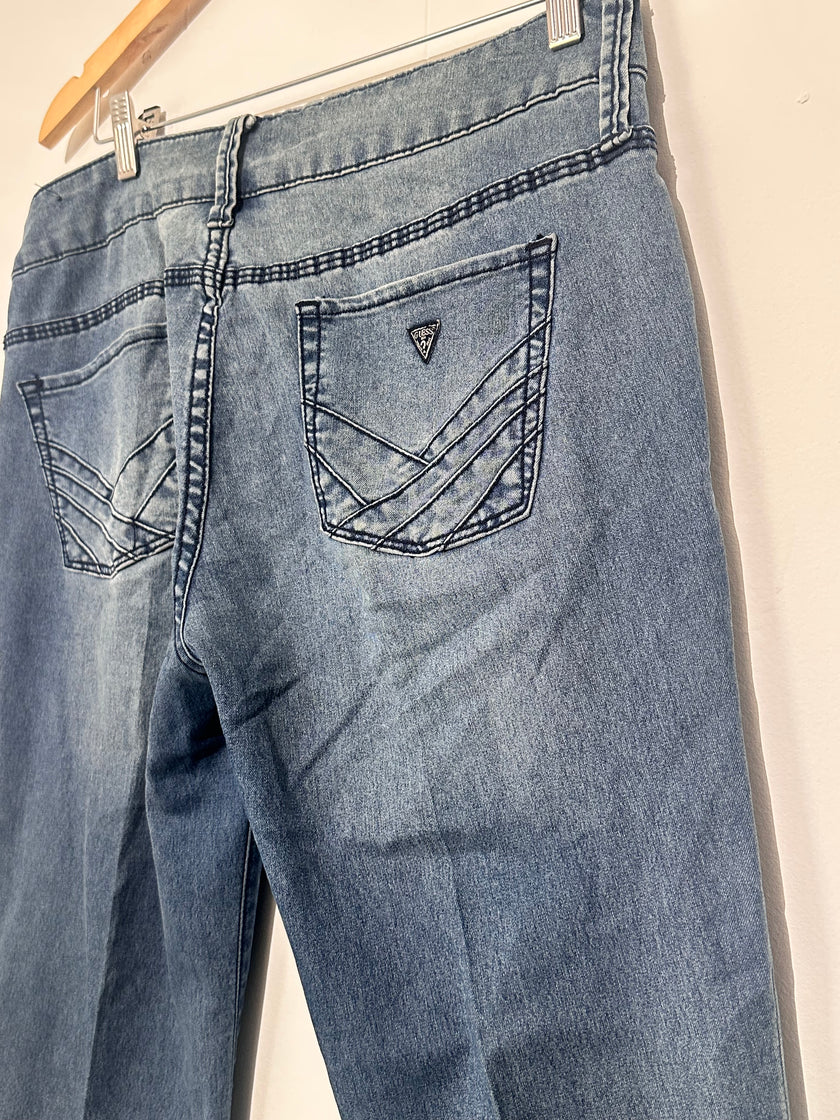 Guess Blue Jeans Medium Rise Boot Sarah Fit US 31