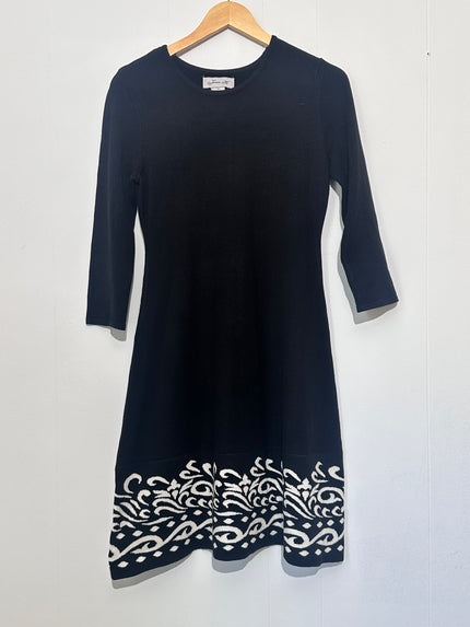 Jessica H Black Dress With White Ornate Border Detail Small