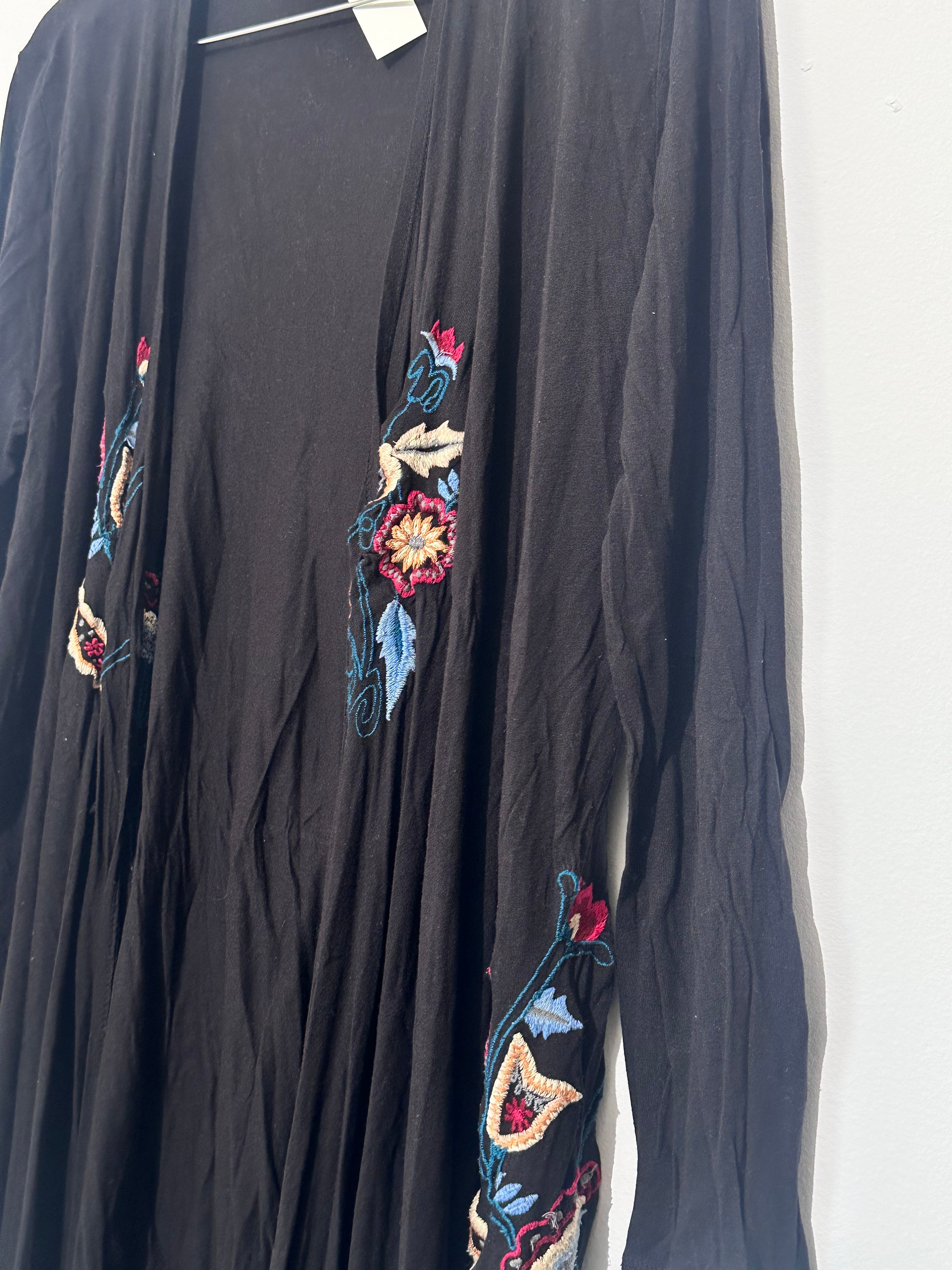 Monroe & Main Black Lightweight cardigan with Floral & Fringe detail medium