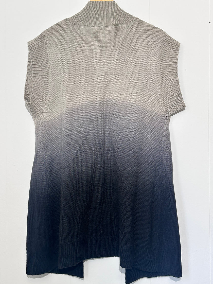 Monroe & Main Knit Sleeveless Button Front Sweater Vest XL